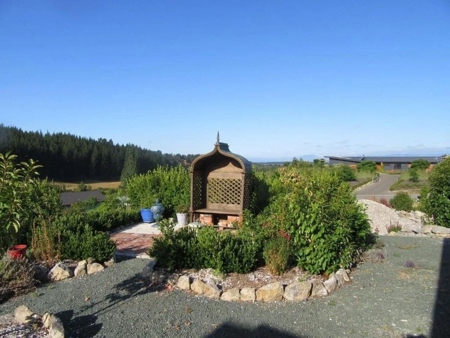 Redwood Valley B & B