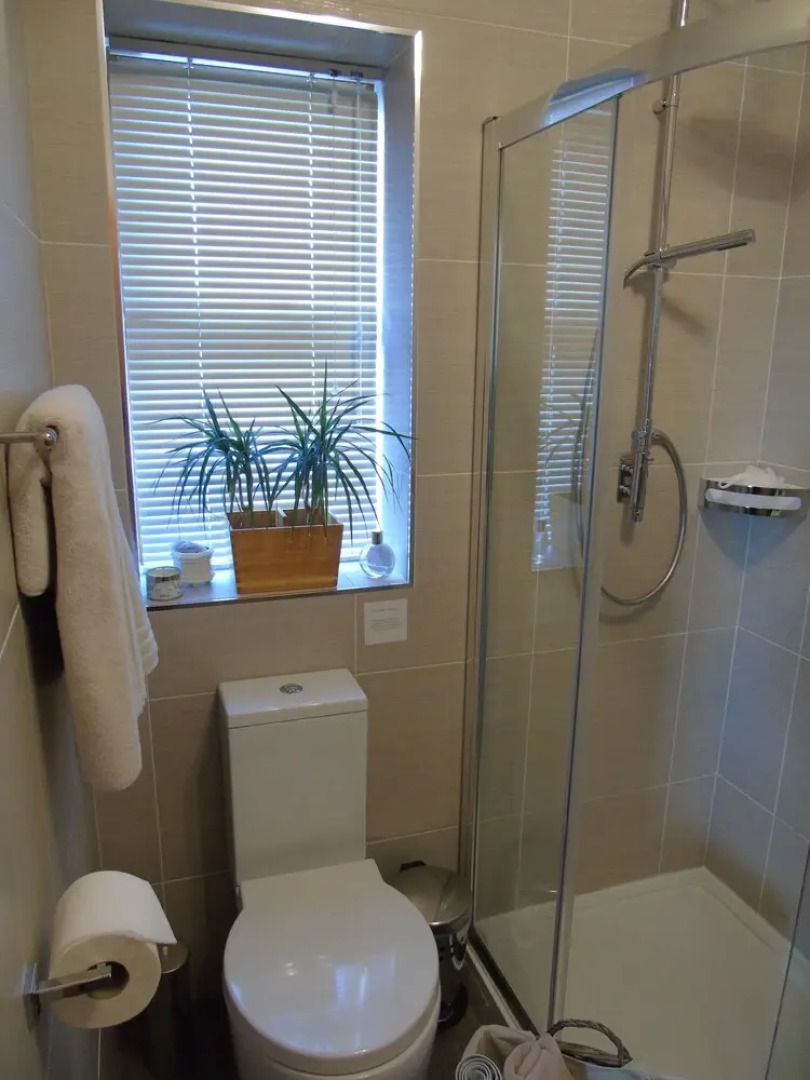 Shoreline at Mount Stewart B&B