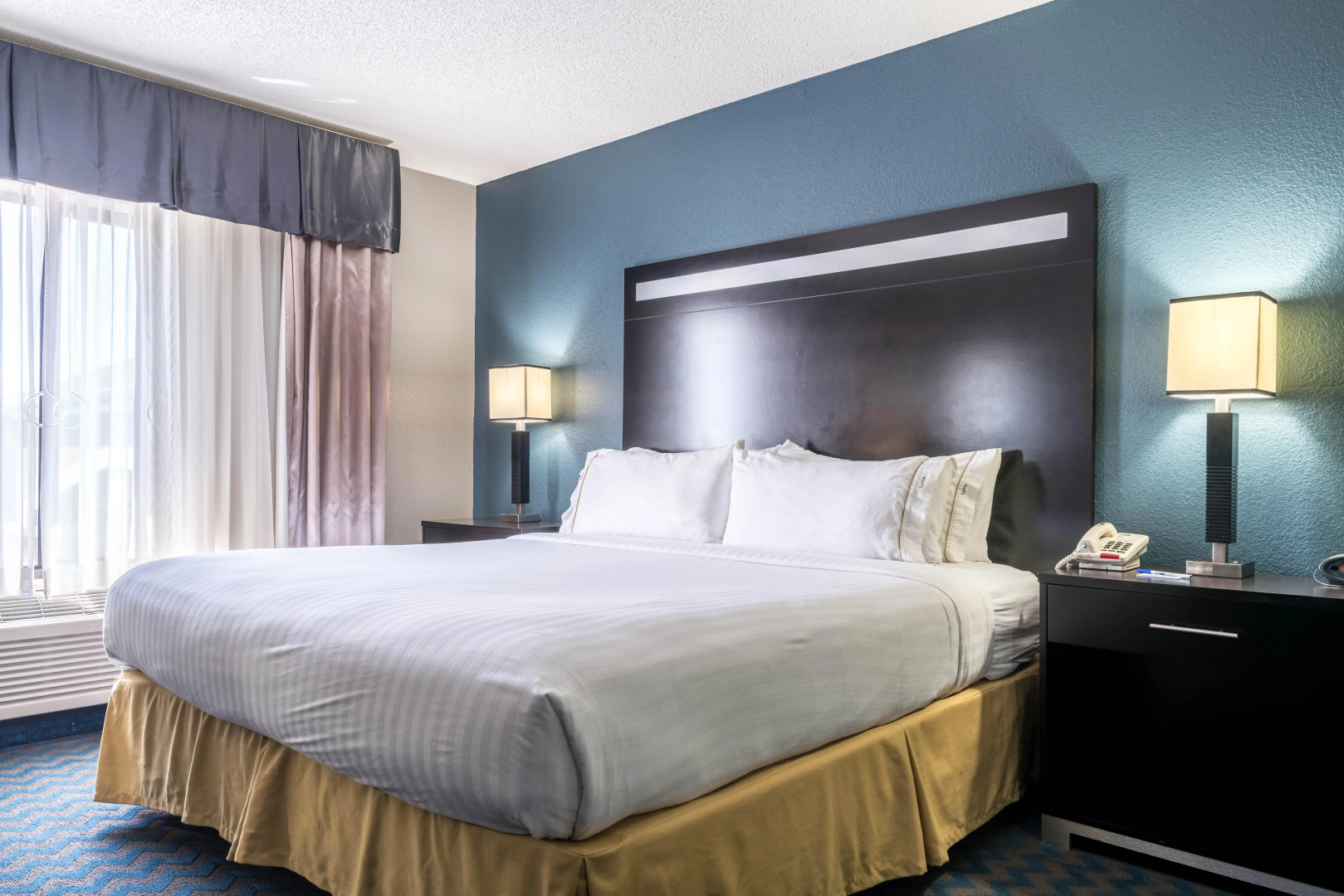 Holiday Inn Express & Suites Roanoke Rapids SE by IHG