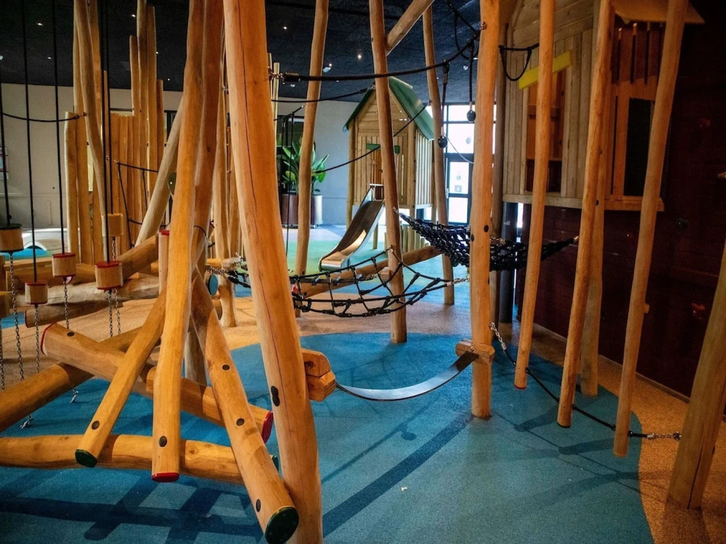 Nice Villa With Sauna and Bubble Bath in Limburg