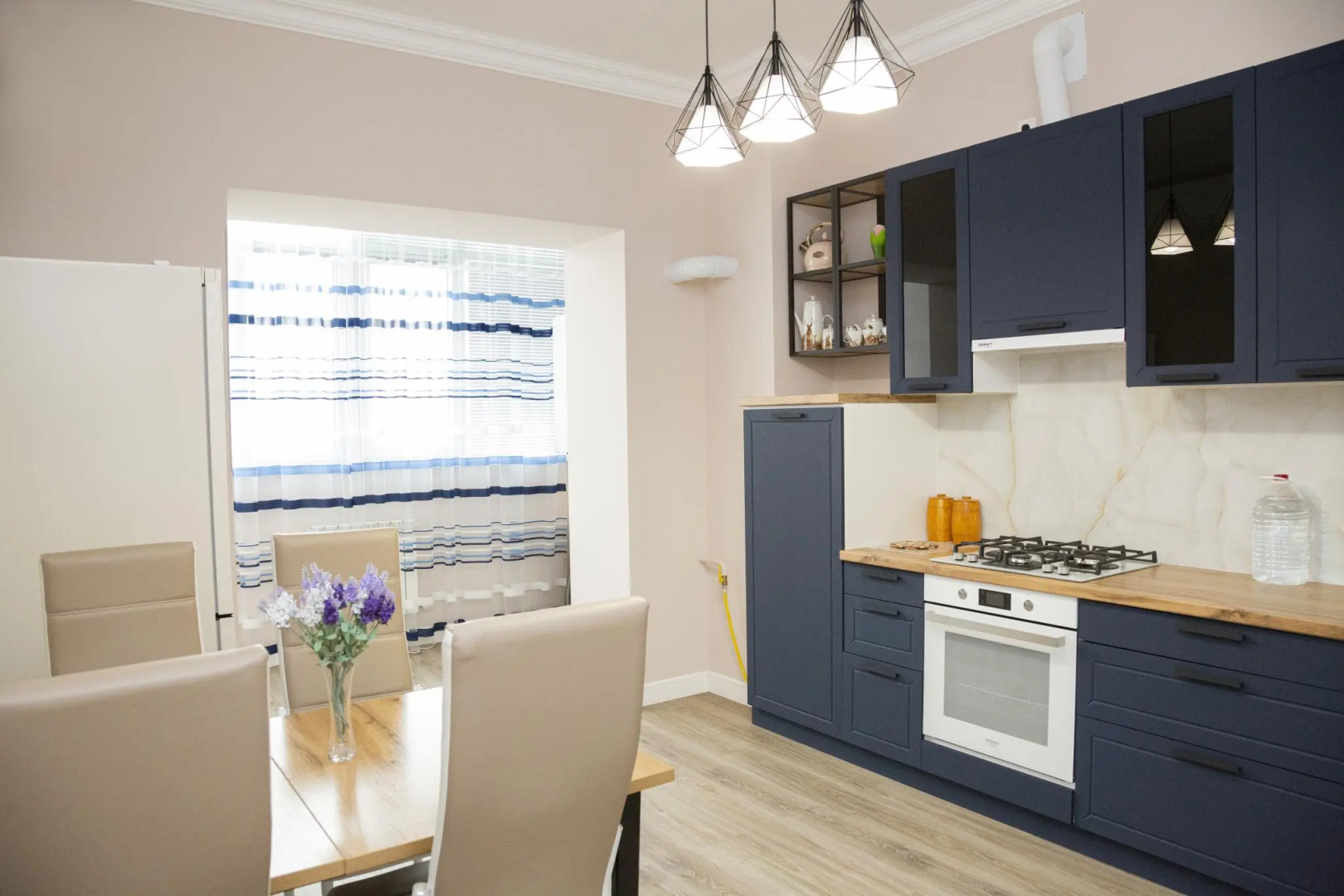 Apart Elista (Апарт Элиста) на улице Ленина 232