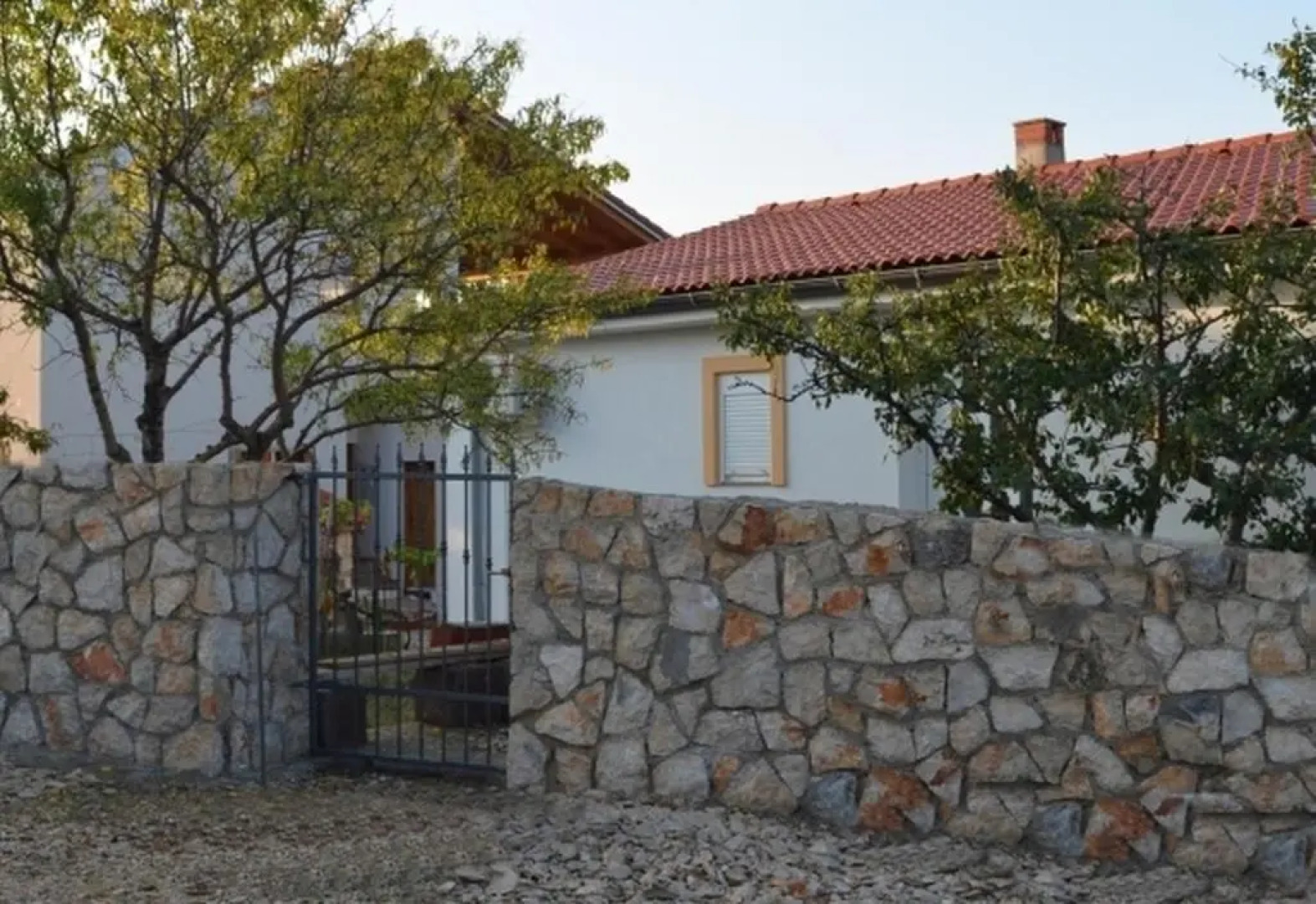 Apartments Krušvina