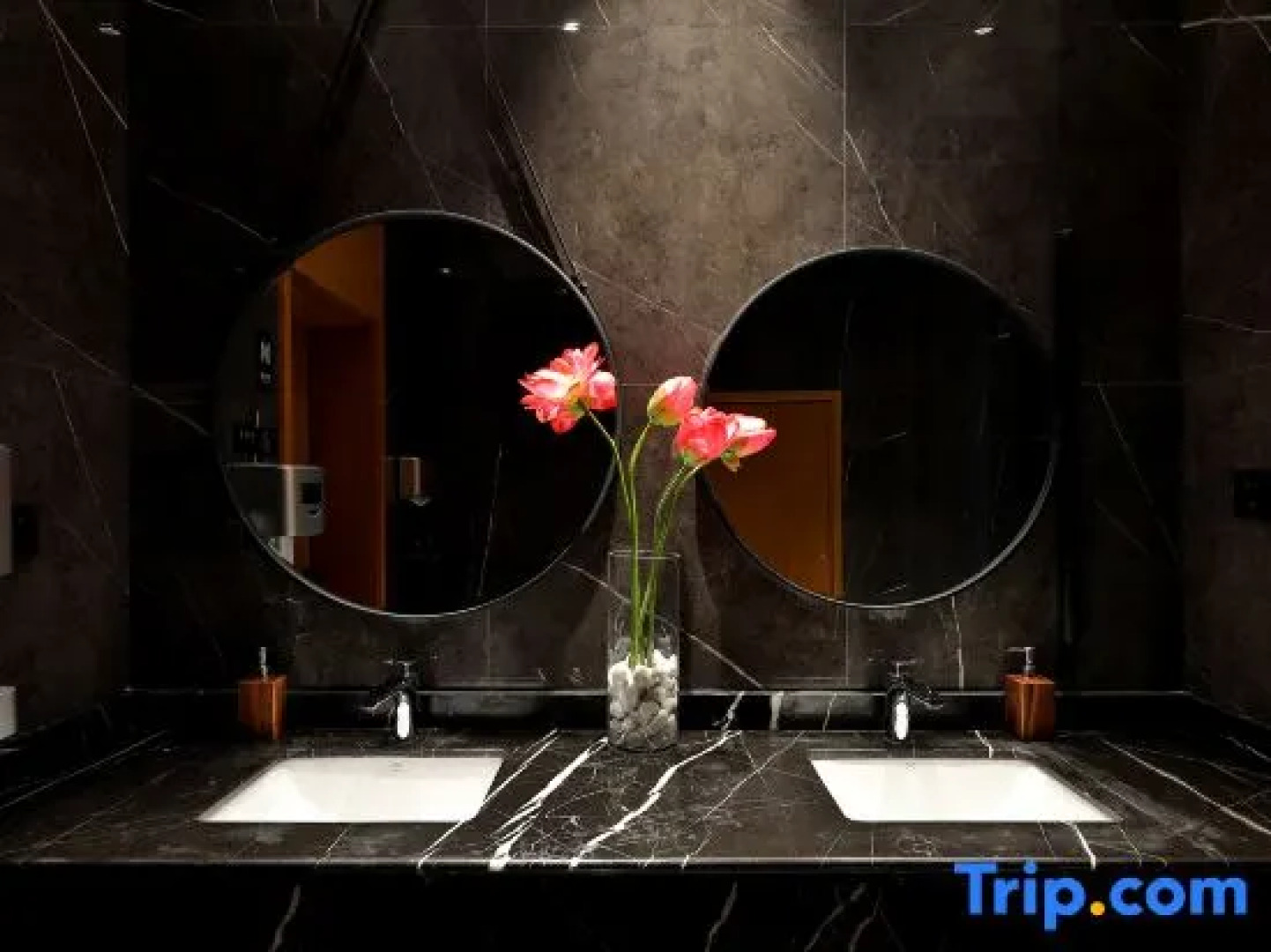 Ru Jian Culture Hotel