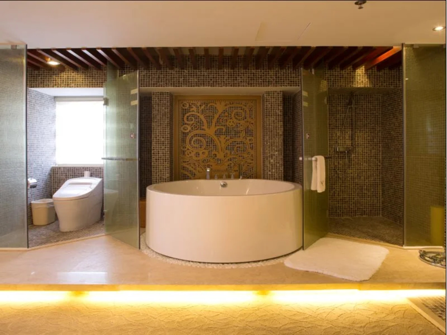 Zhuhai Yinzuo Jingpin Hotel