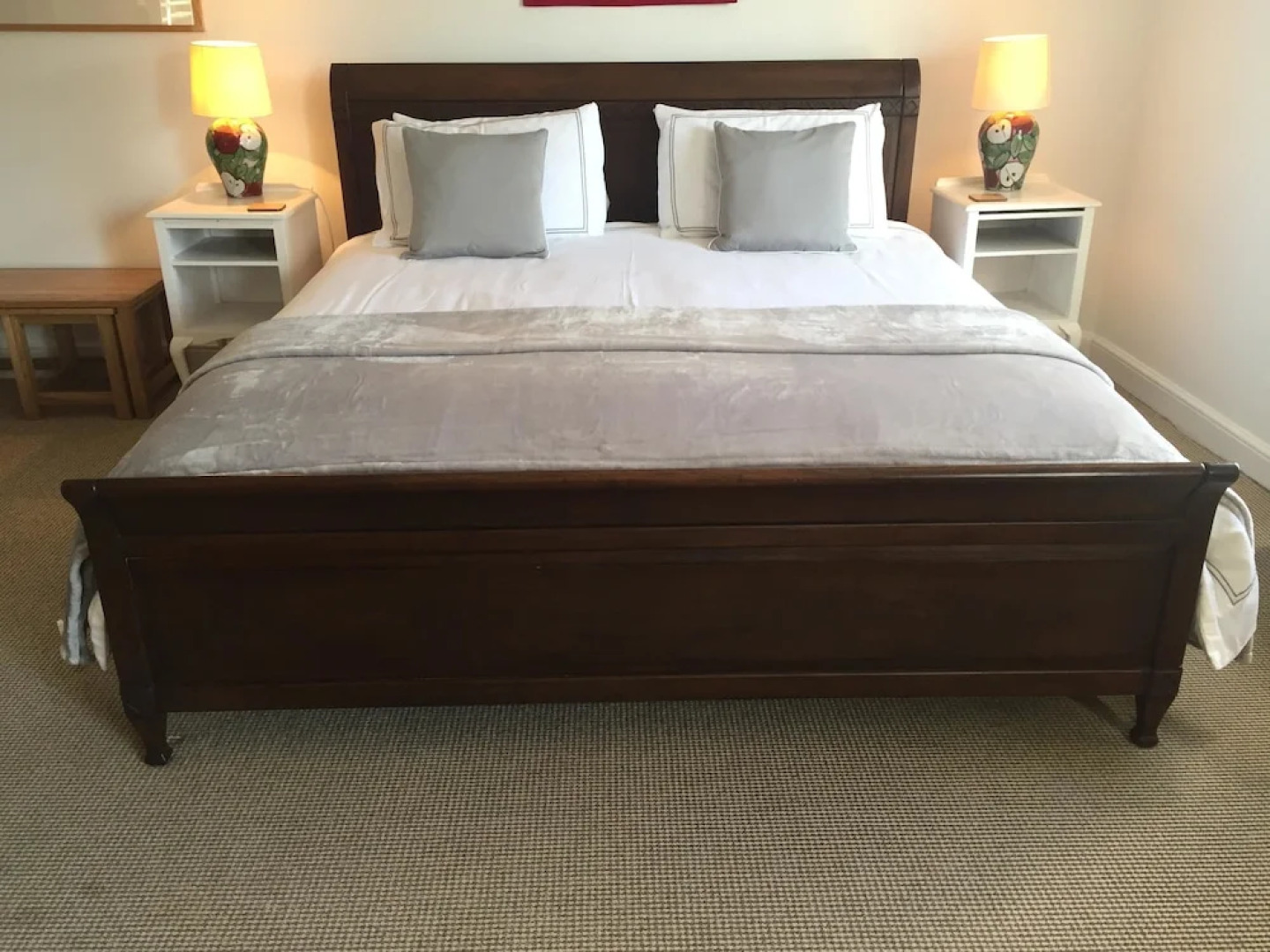 Rooms at no Three, Chameleon House