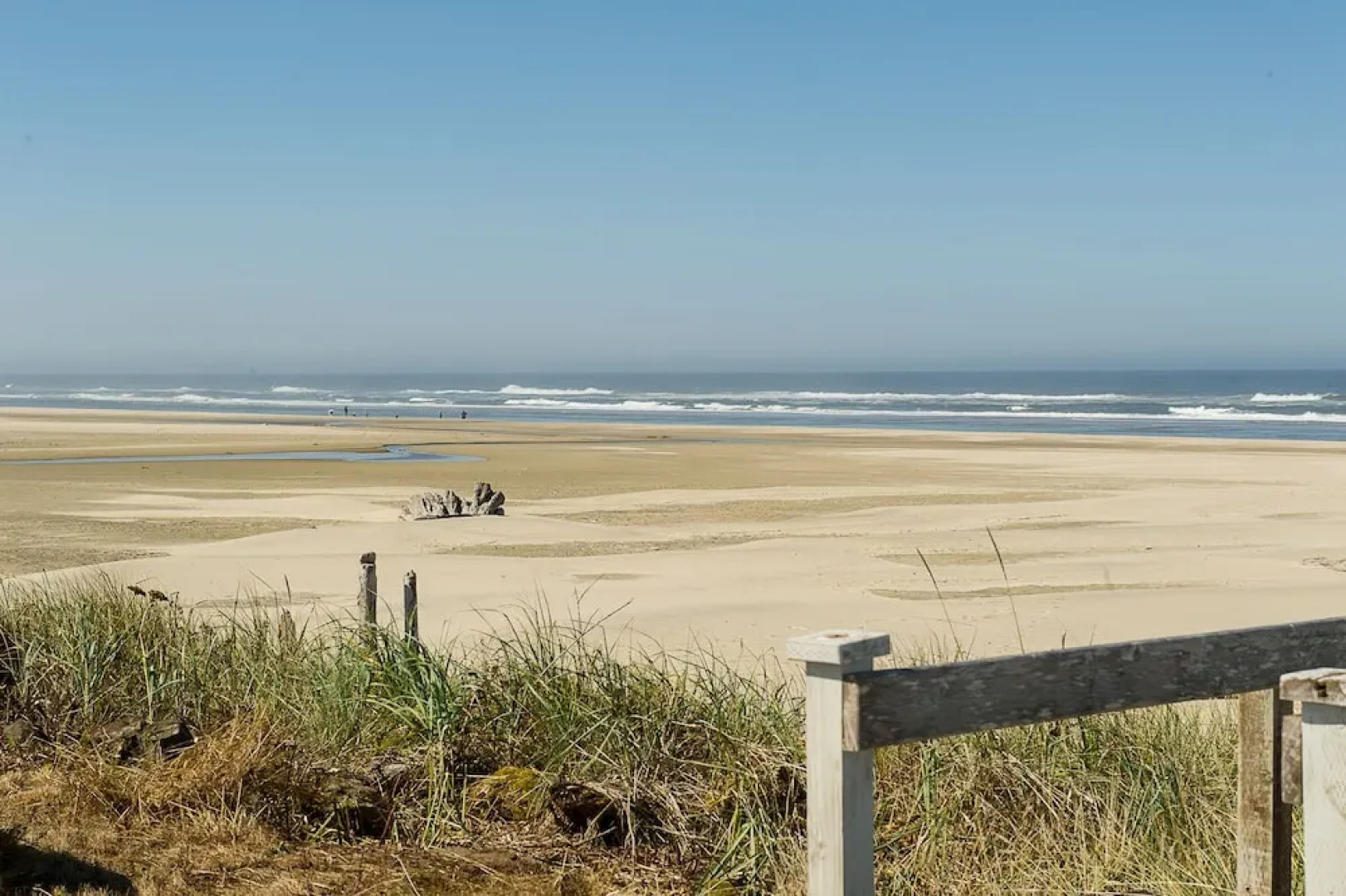 Pacific Rest 3 Br home by RedAwning