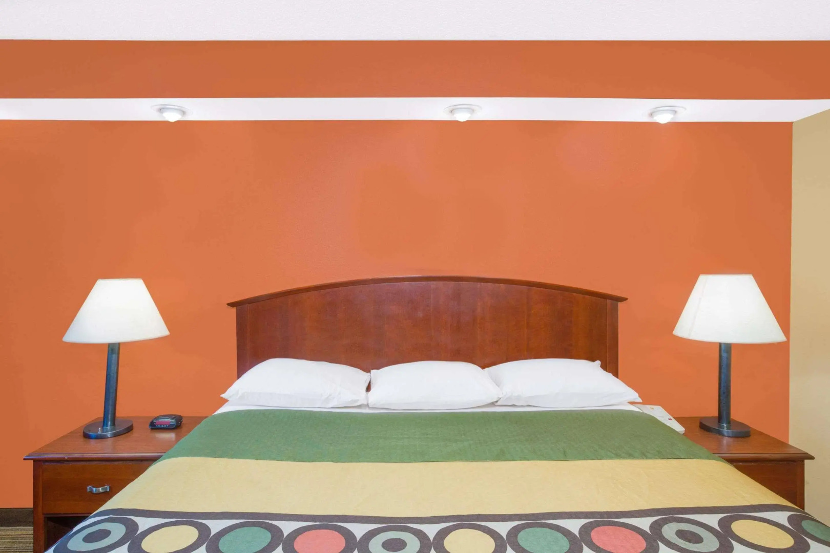 Coastal Inn & Suites - Wilmington, NC