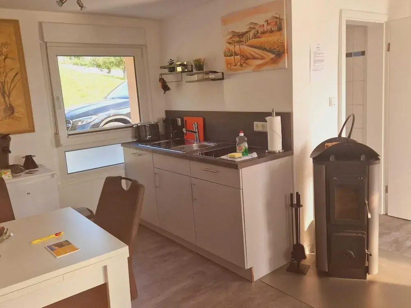 Comfort Near Castle Views