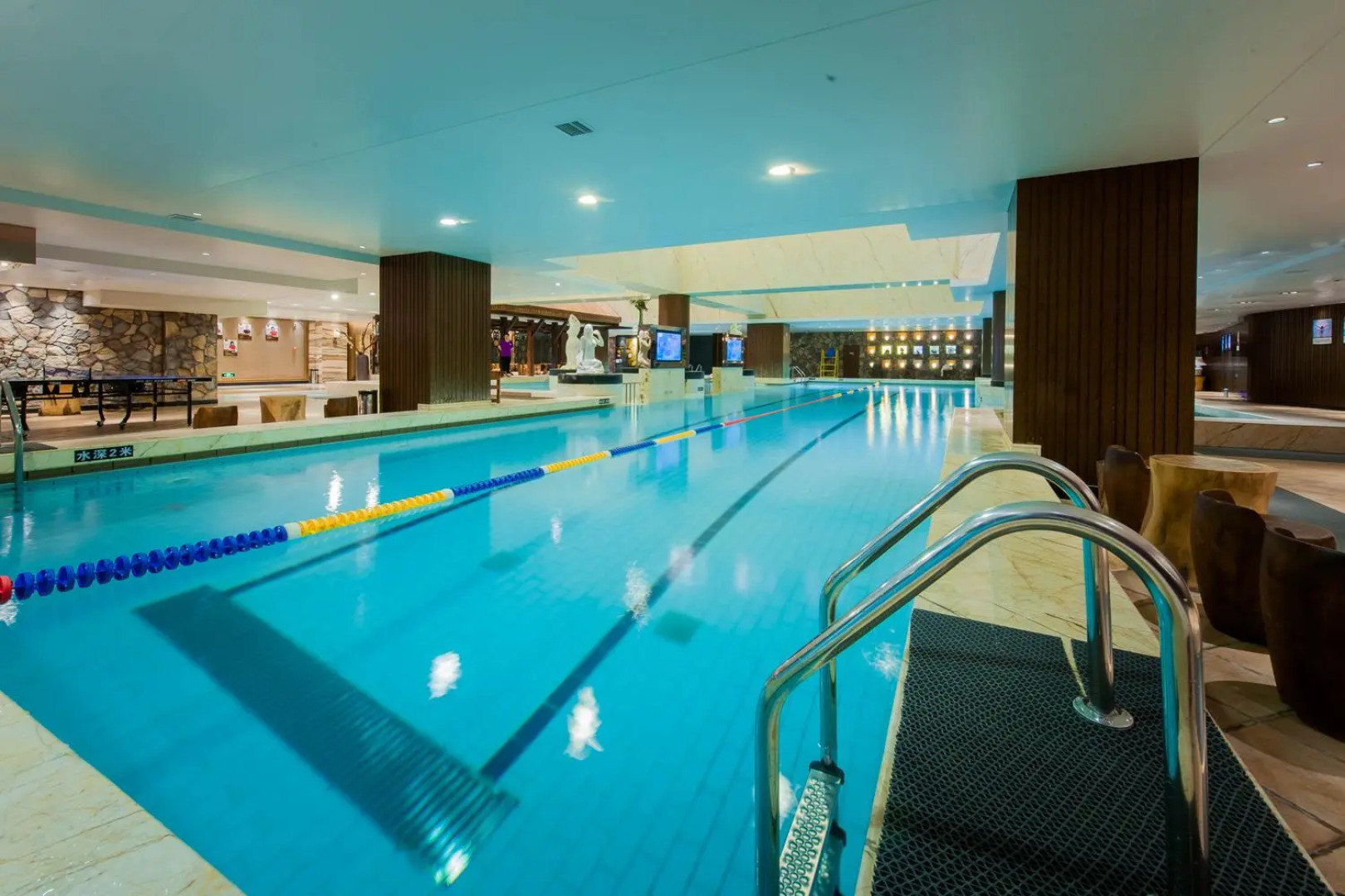 Top Elites City Resort Spa Hotel