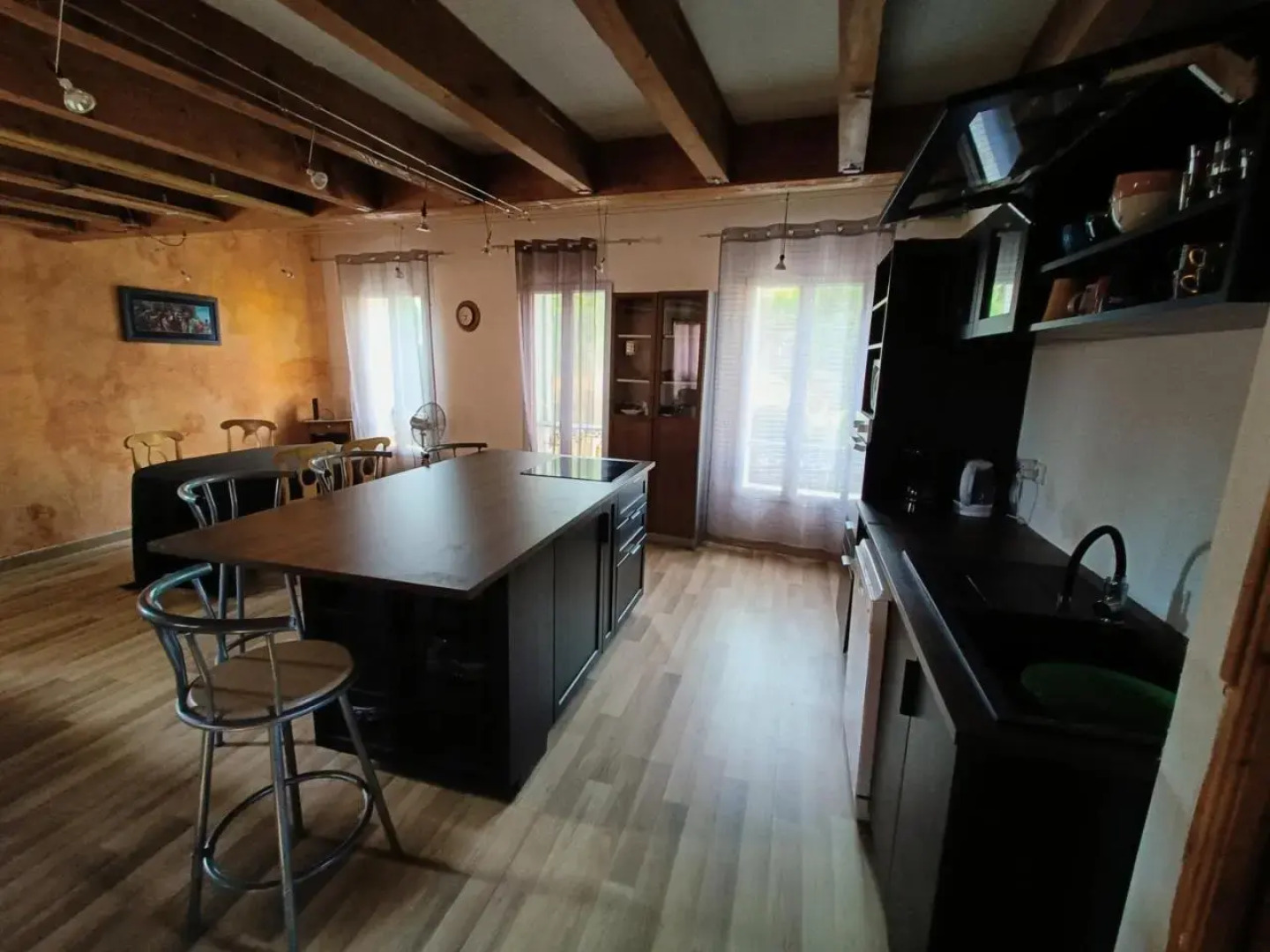 Duplex maison de village, plages, LESCLESDENICOLE