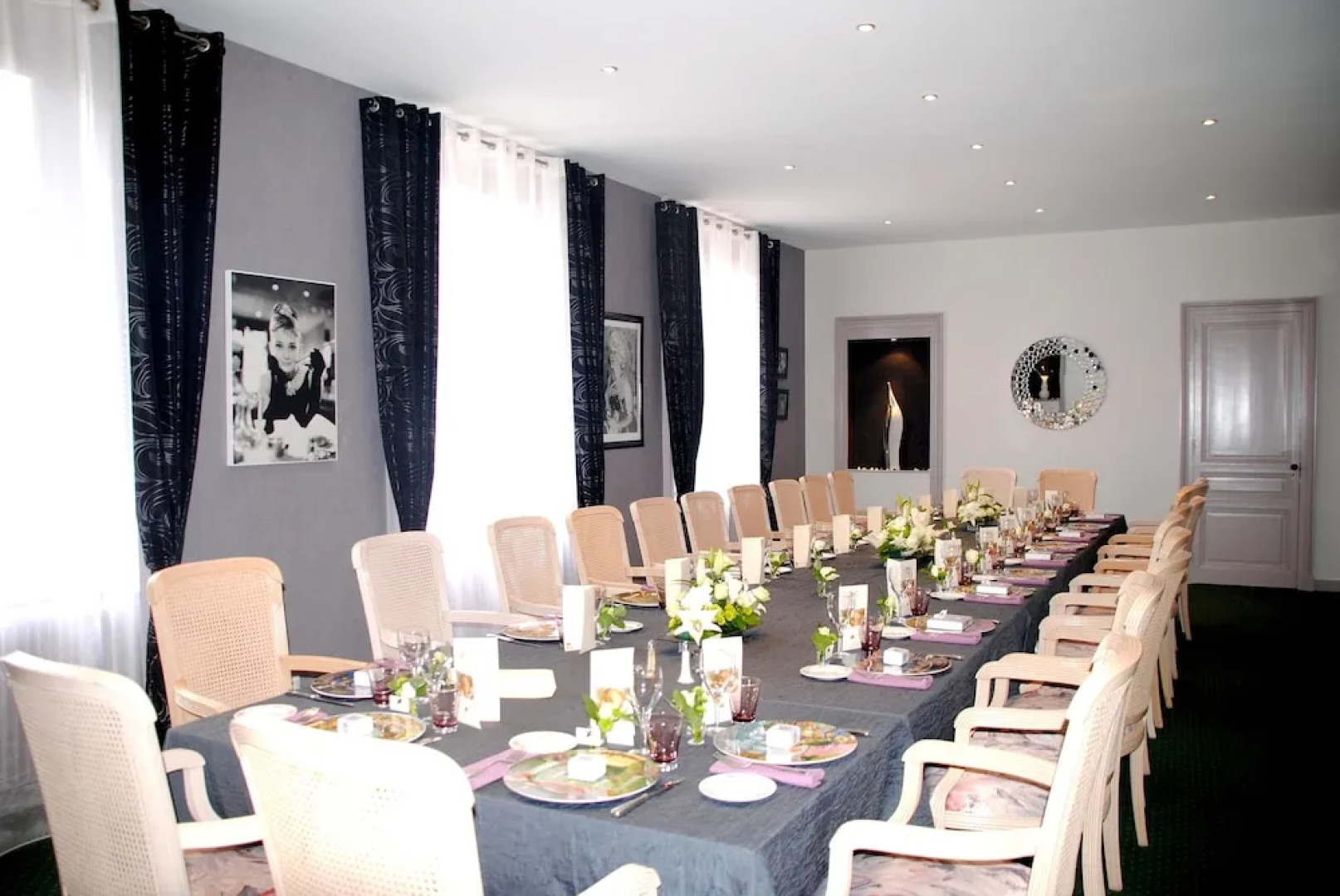 Logis Hôtel les Cèdres Bleus