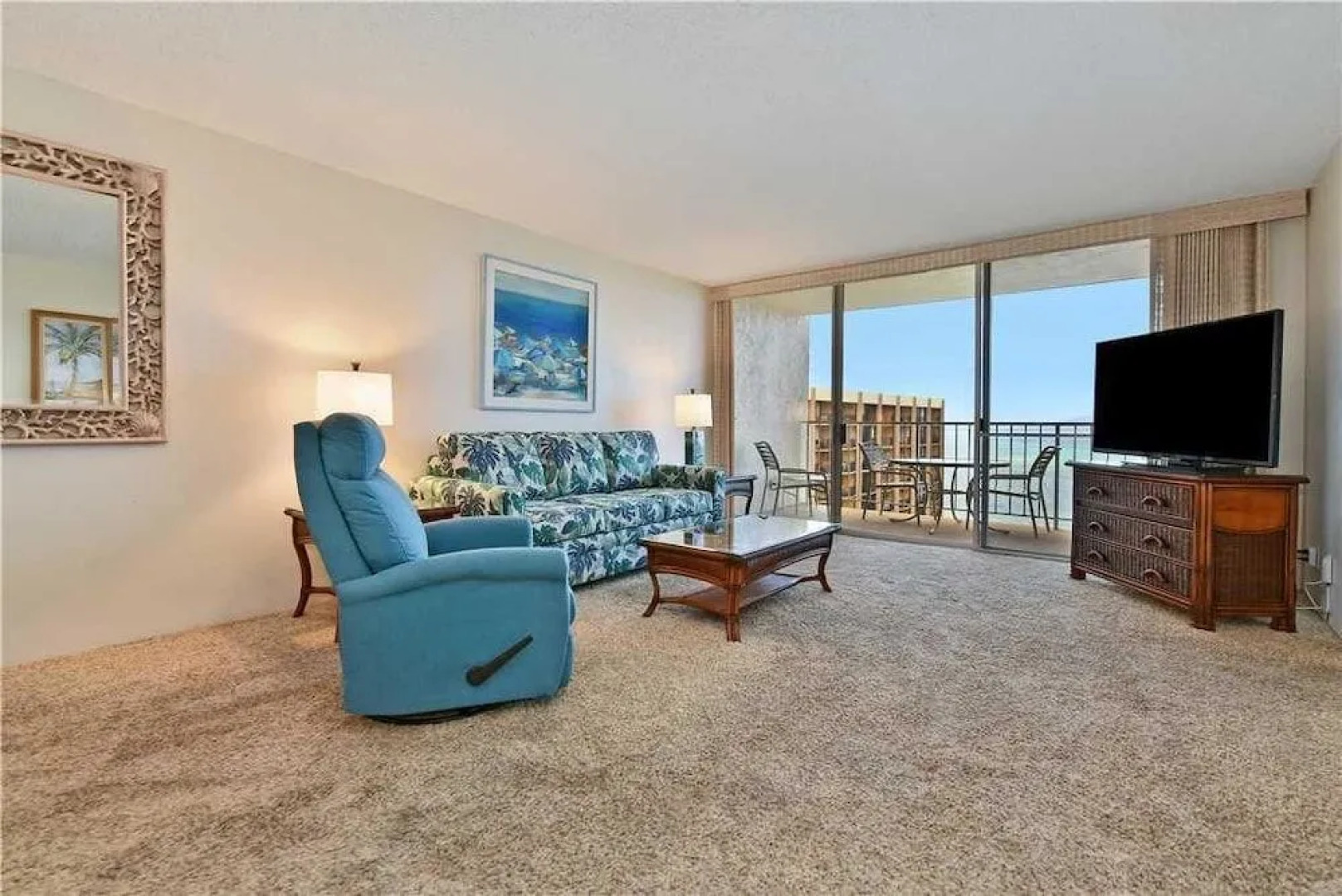 Royal Kahana 1112 by RedAwning