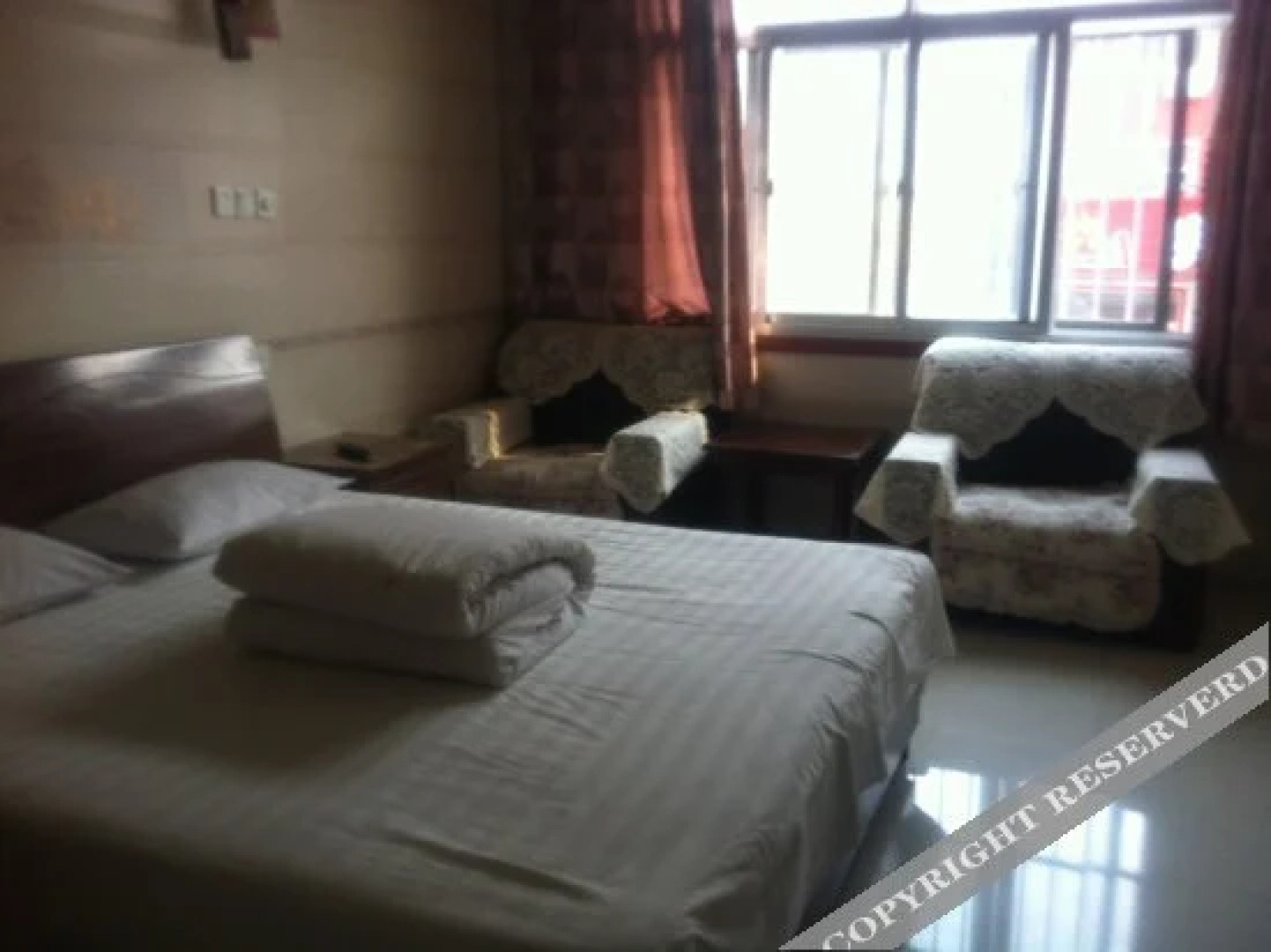 Yingchun Business Hotel