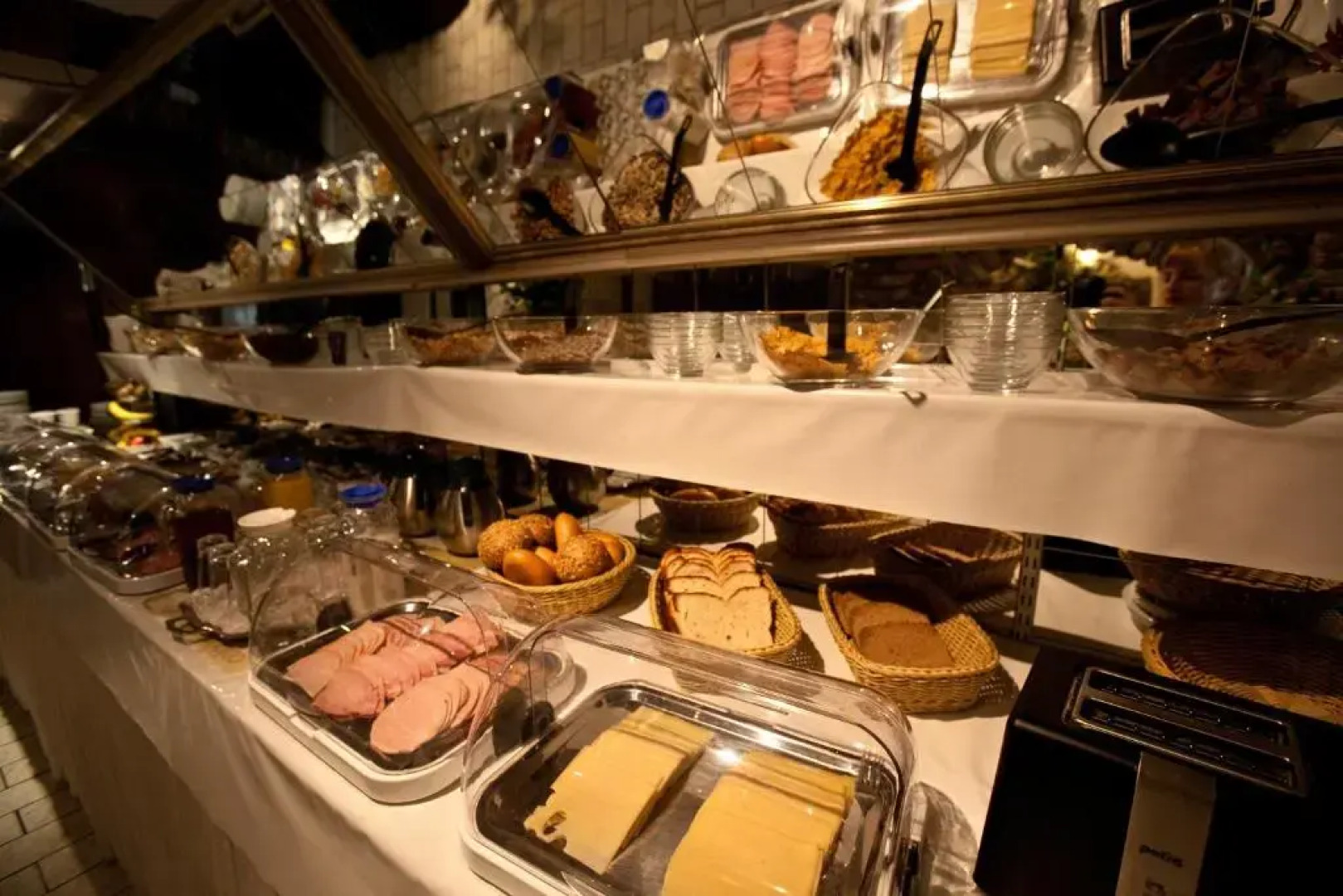 Atomis Hotel Düsseldorf City