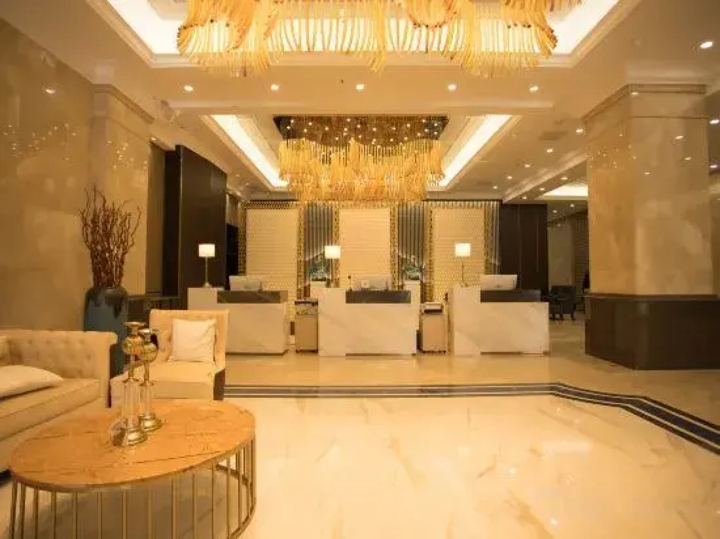 Lanyu Business Hotel