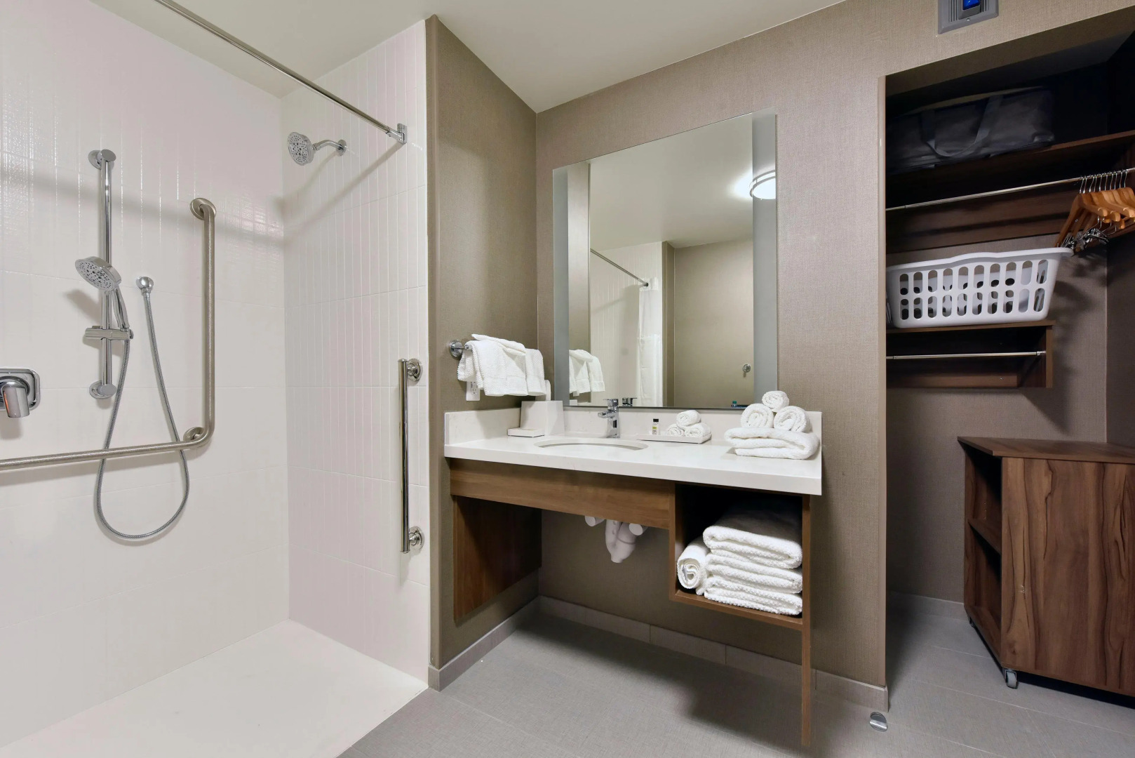Staybridge Suites Waterloo - St. Jacobs Area by IHG