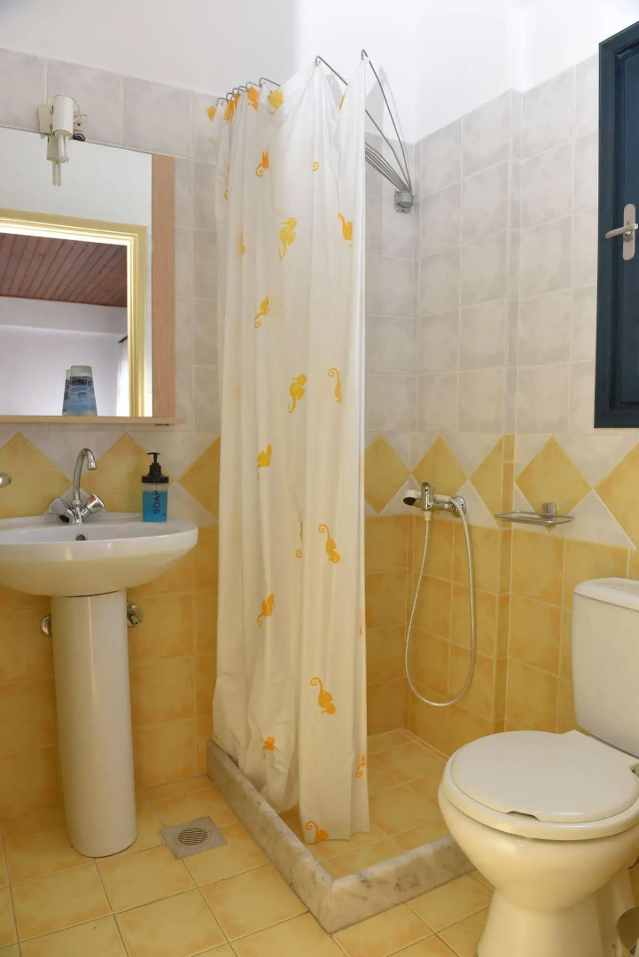 Glafki Studios & Apartments