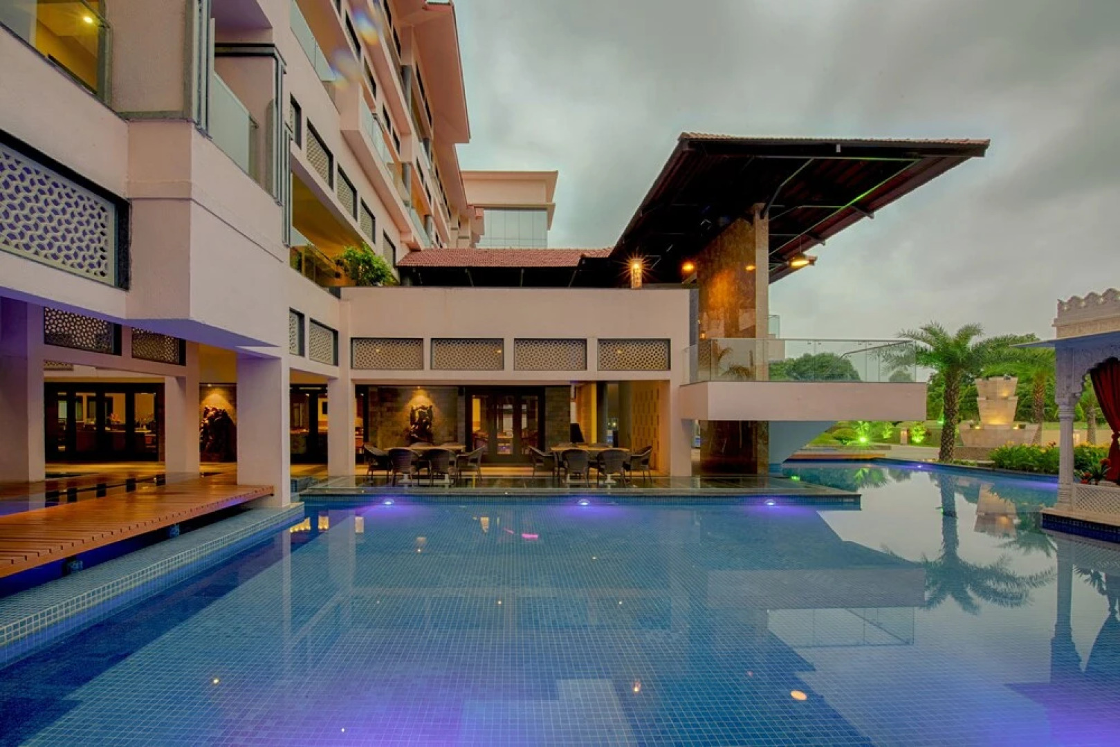 Crescent Spa And Resorts Indore