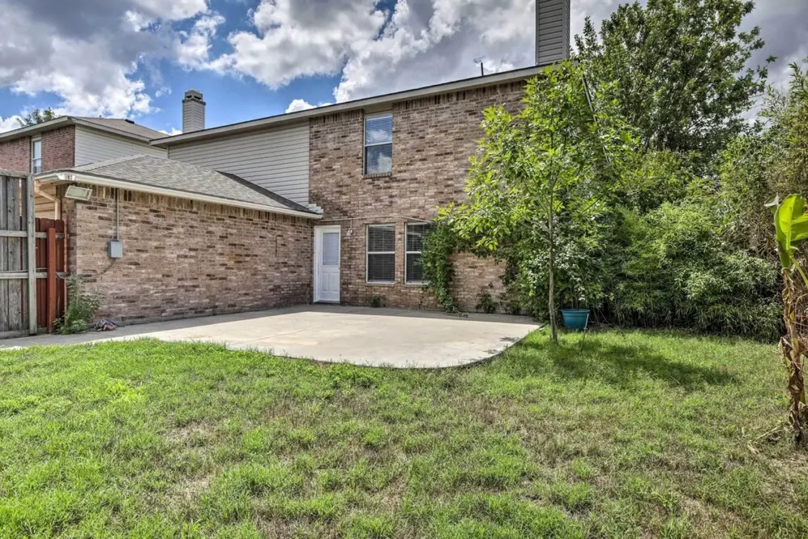 Sleek Rockwall Home Near Dtwn Dallas & Lake!