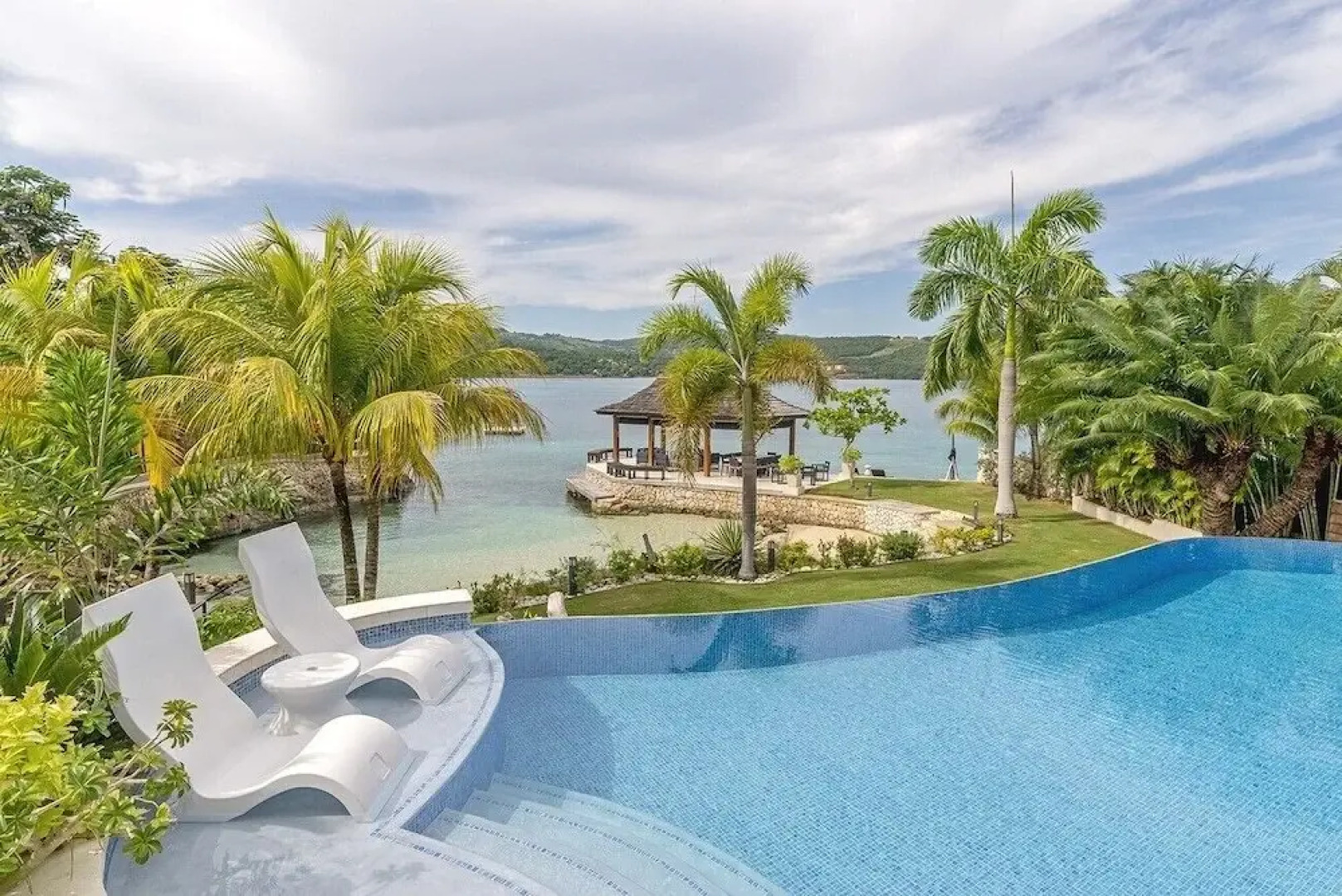 7 Br Villa With Private Beach - Discovery Bay - Prj 1419