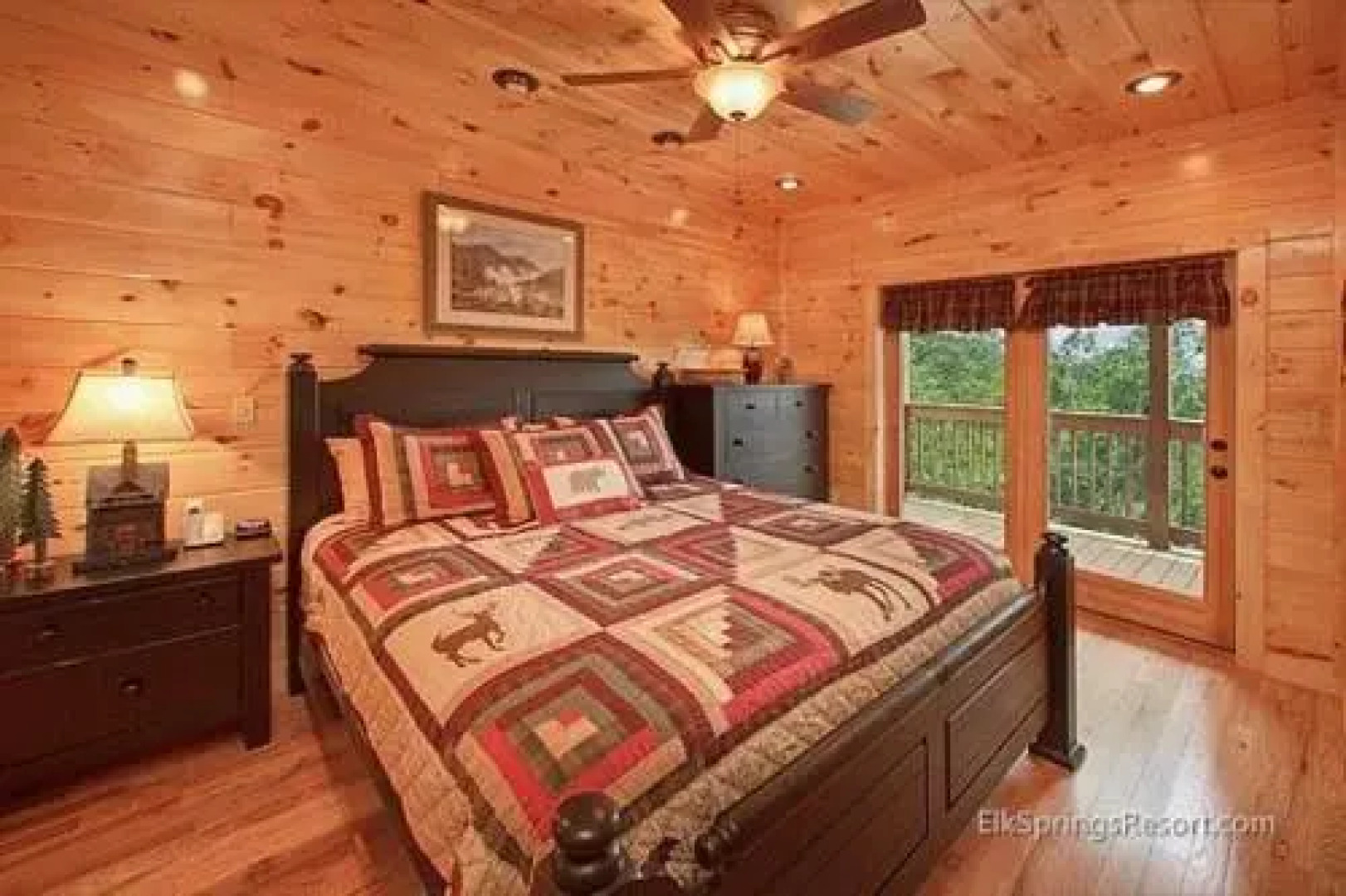 Knotty Pine Delight Holiday home