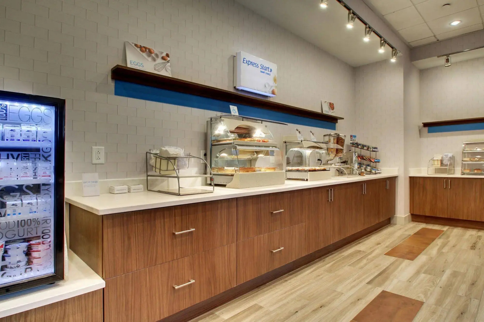 Holiday Inn Express & Suites Charleston NE Mt Pleasant US17 by IHG