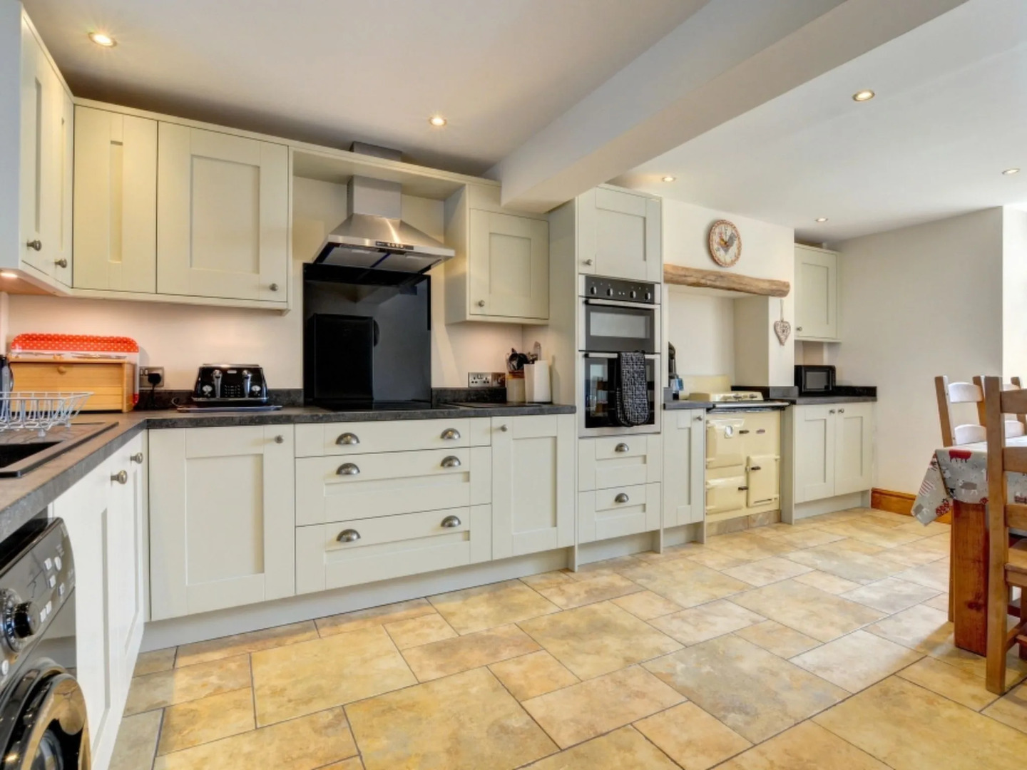 Holiday Home Ffermdy'r Bont