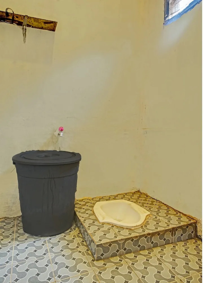 OYO 90279 Wartawan De Mansion