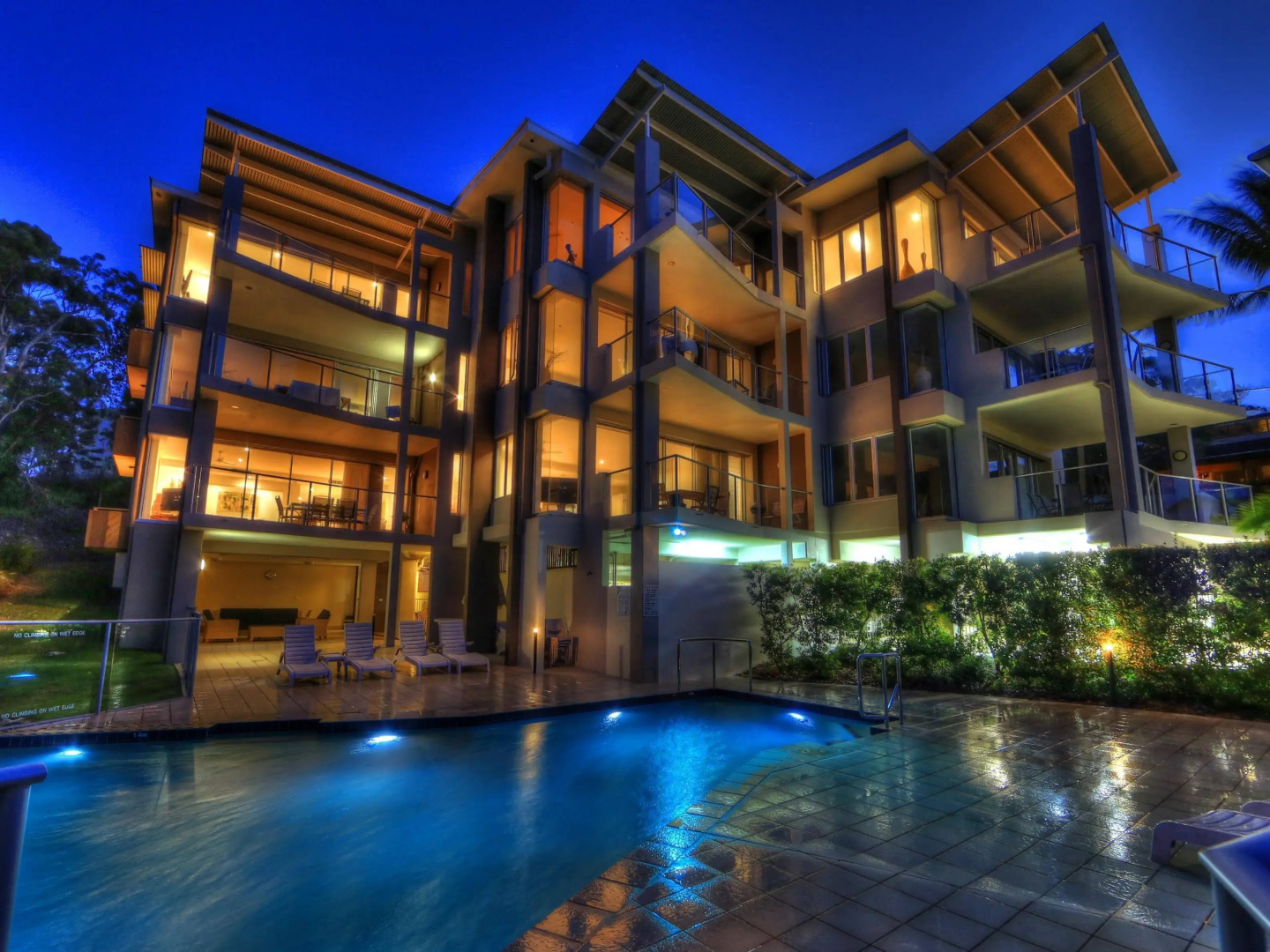 Rainbow Ocean Palms Resort