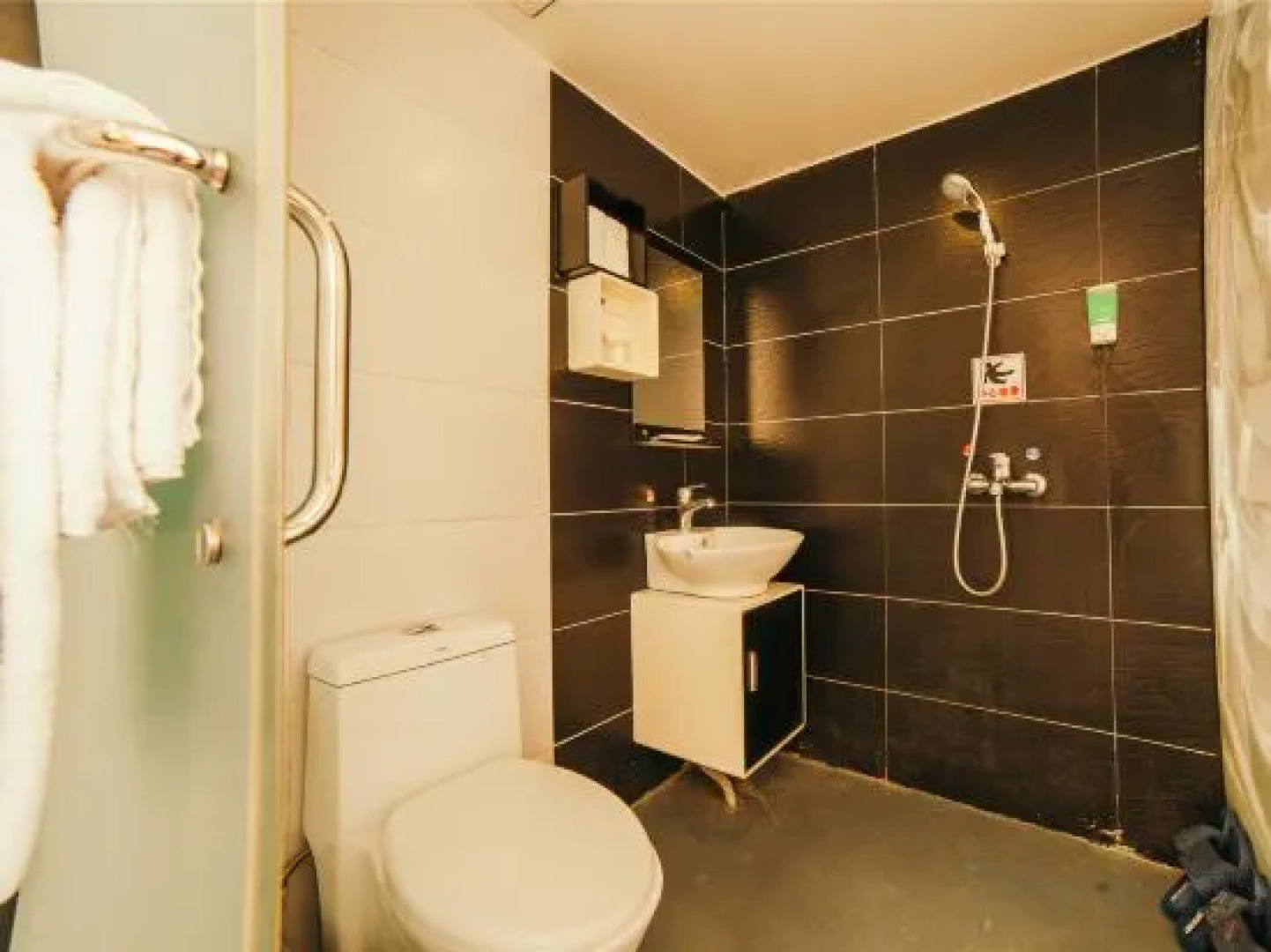 Yami Chain Hotel (Changde Wuling Pavilion)