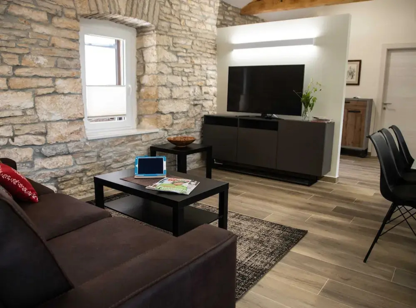 The Poolside Stone House in Bale