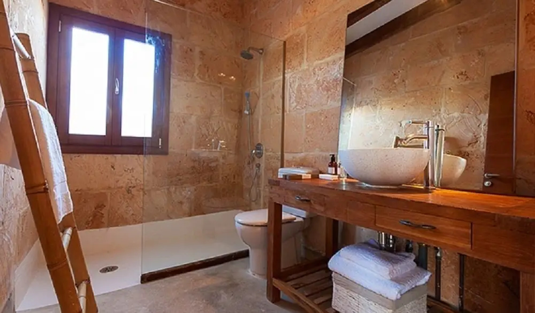 Residence By G Son Covas