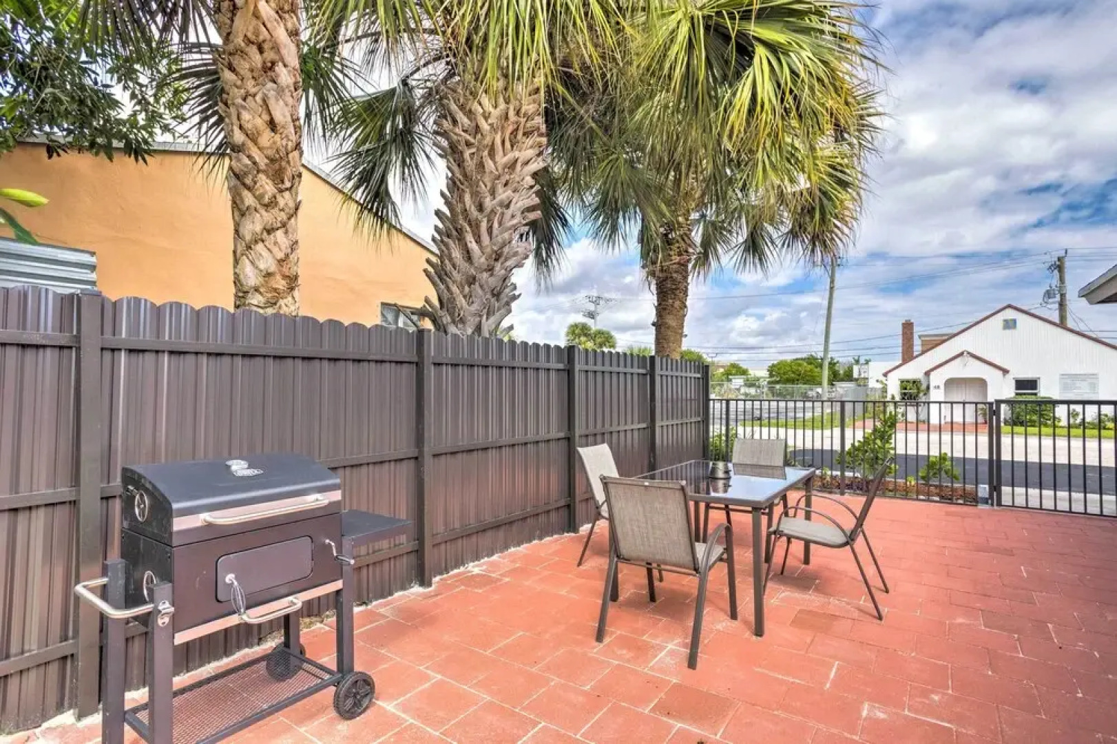 Turquoise Escape ~ 1 Mi to Sailfish Marina!