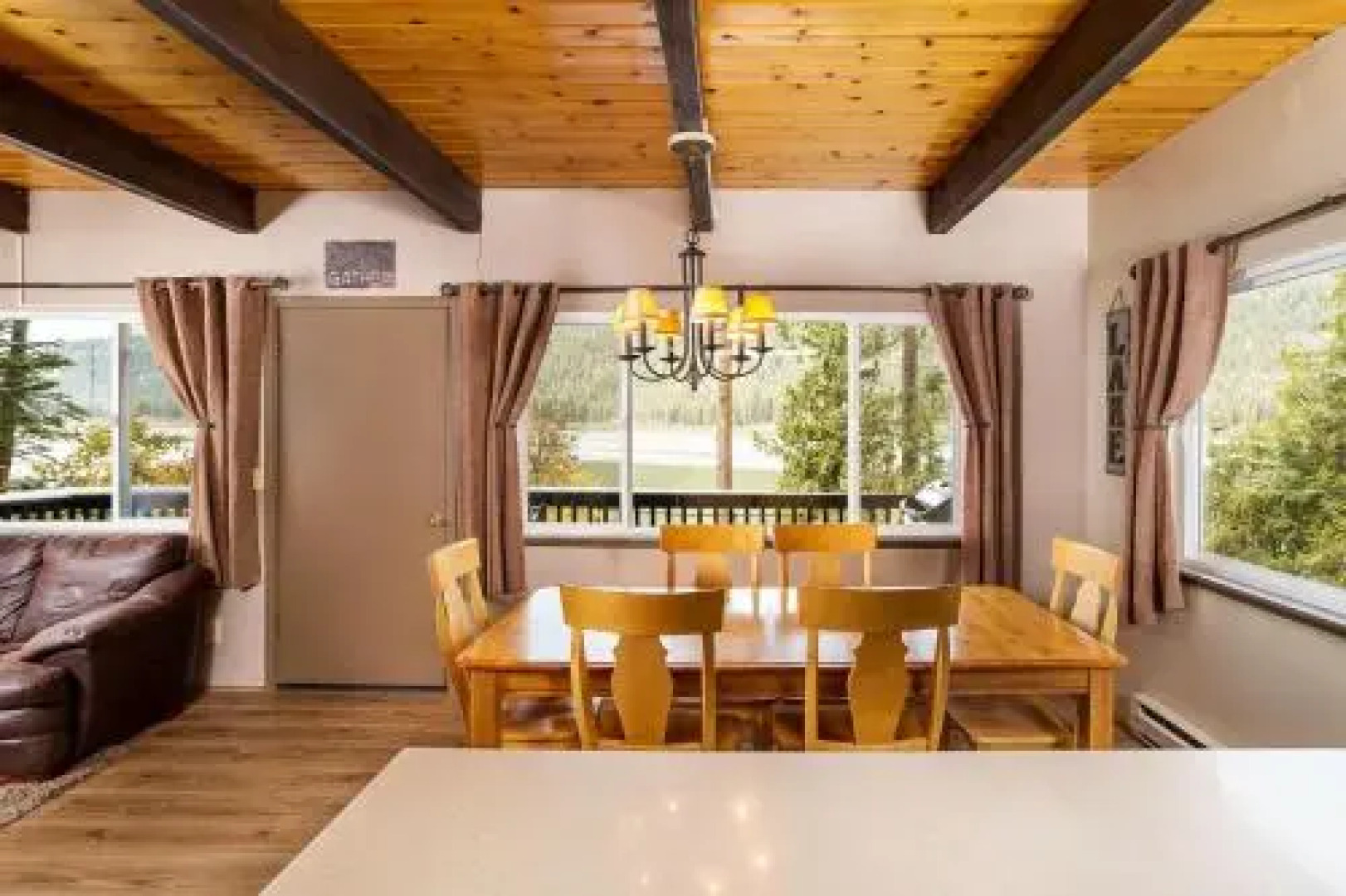 Otter Chalet on Fish Lake Cabin Rental