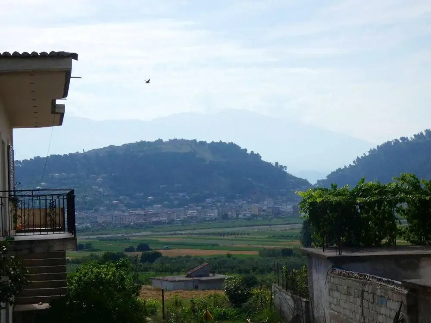 Studio in District de Berat, With Wonderful Mountain View, Enclosed Garden and Wifi