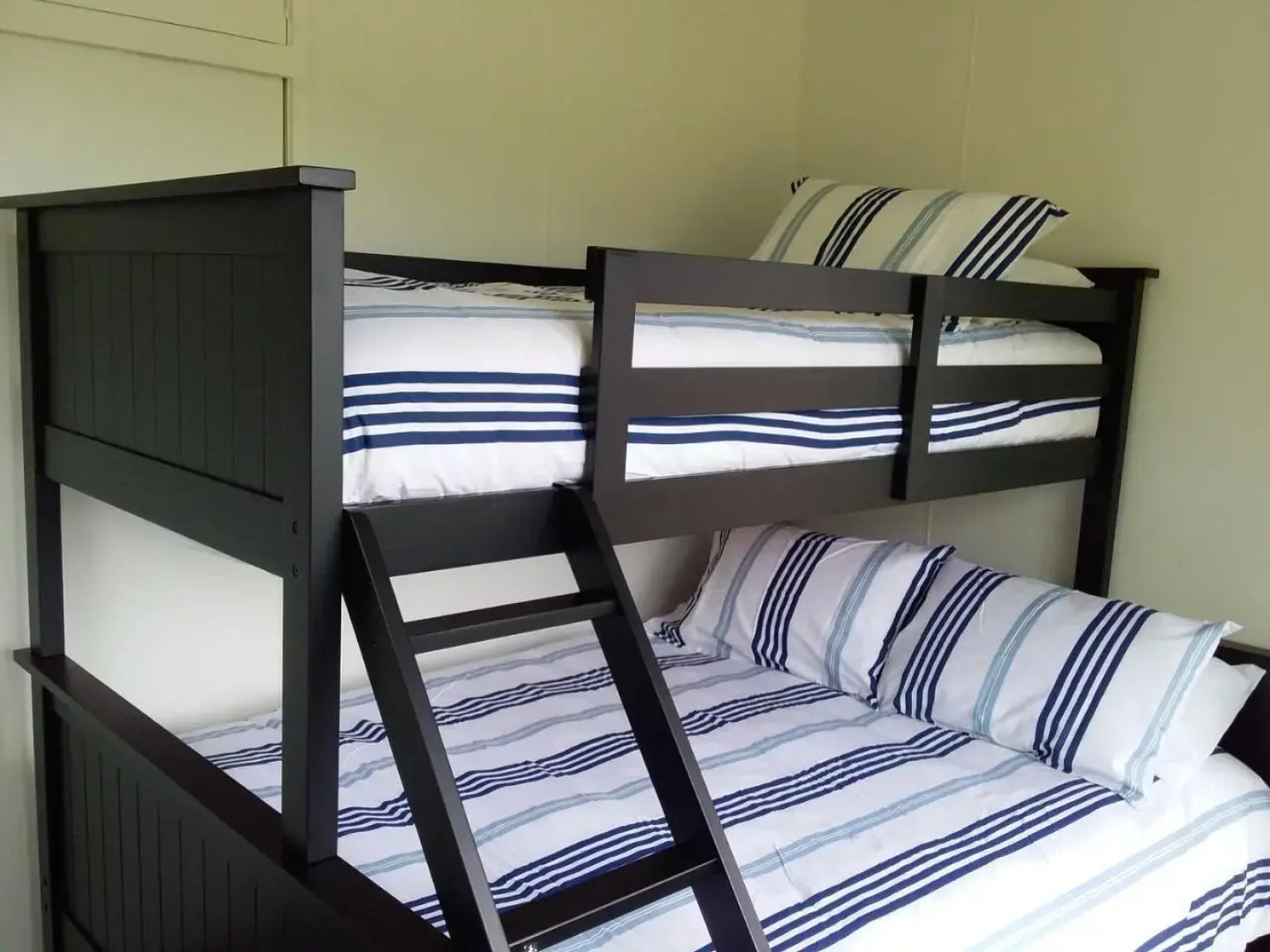 Karoro the Beach Front Bach with Views To Die For!