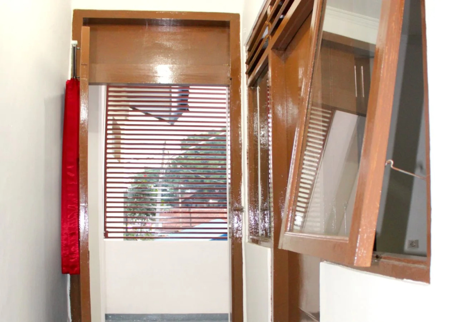 De Sun Pasteur Guest House by HouseinBandung