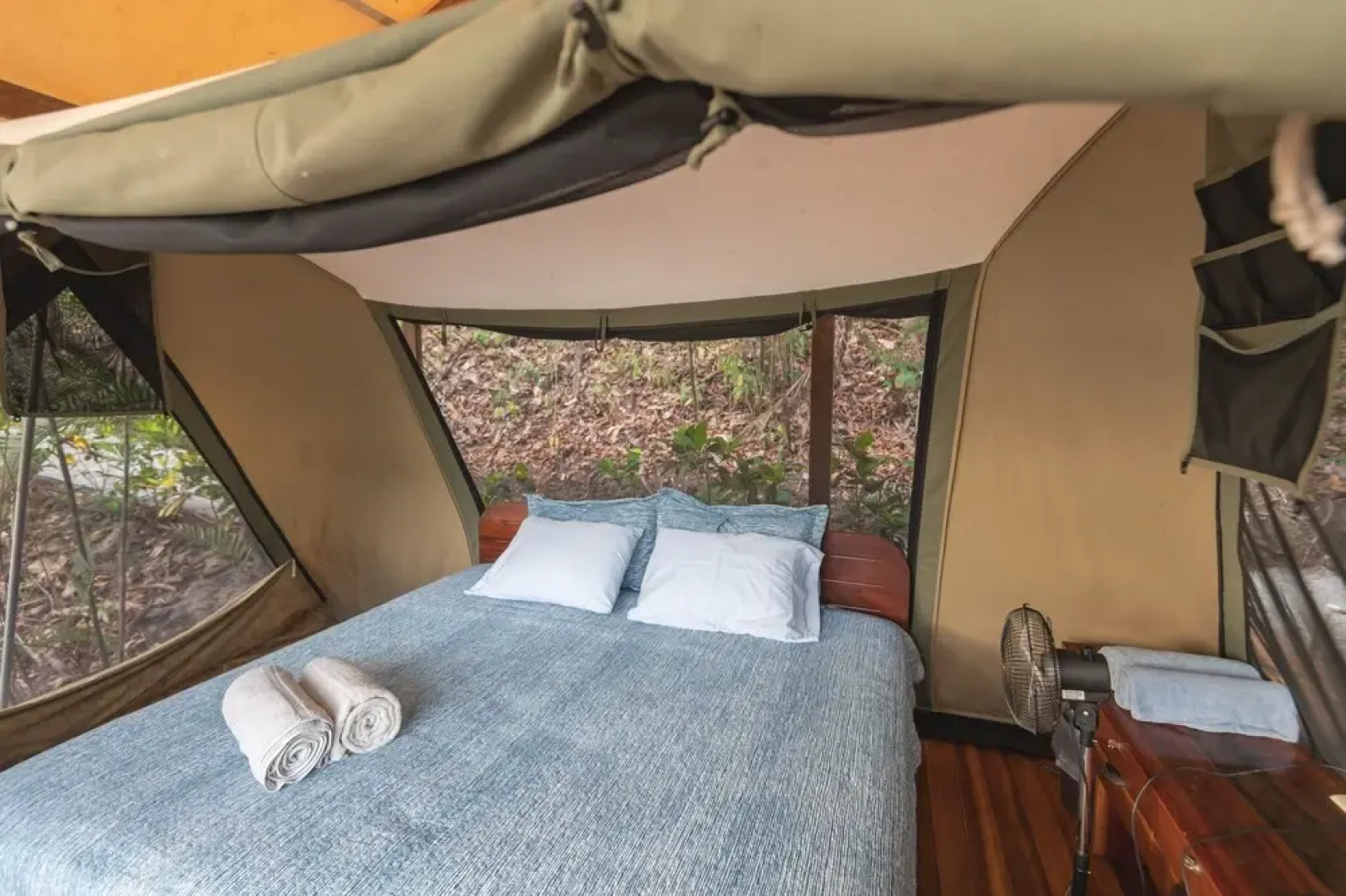 Los Vivos Beachfront Experience