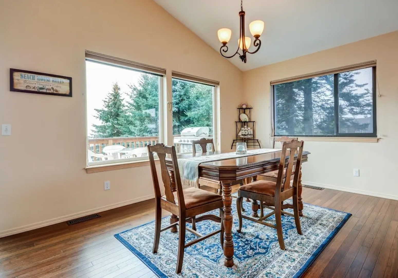 Coupeville  By Admiralty Bay 3 Bedroom Home