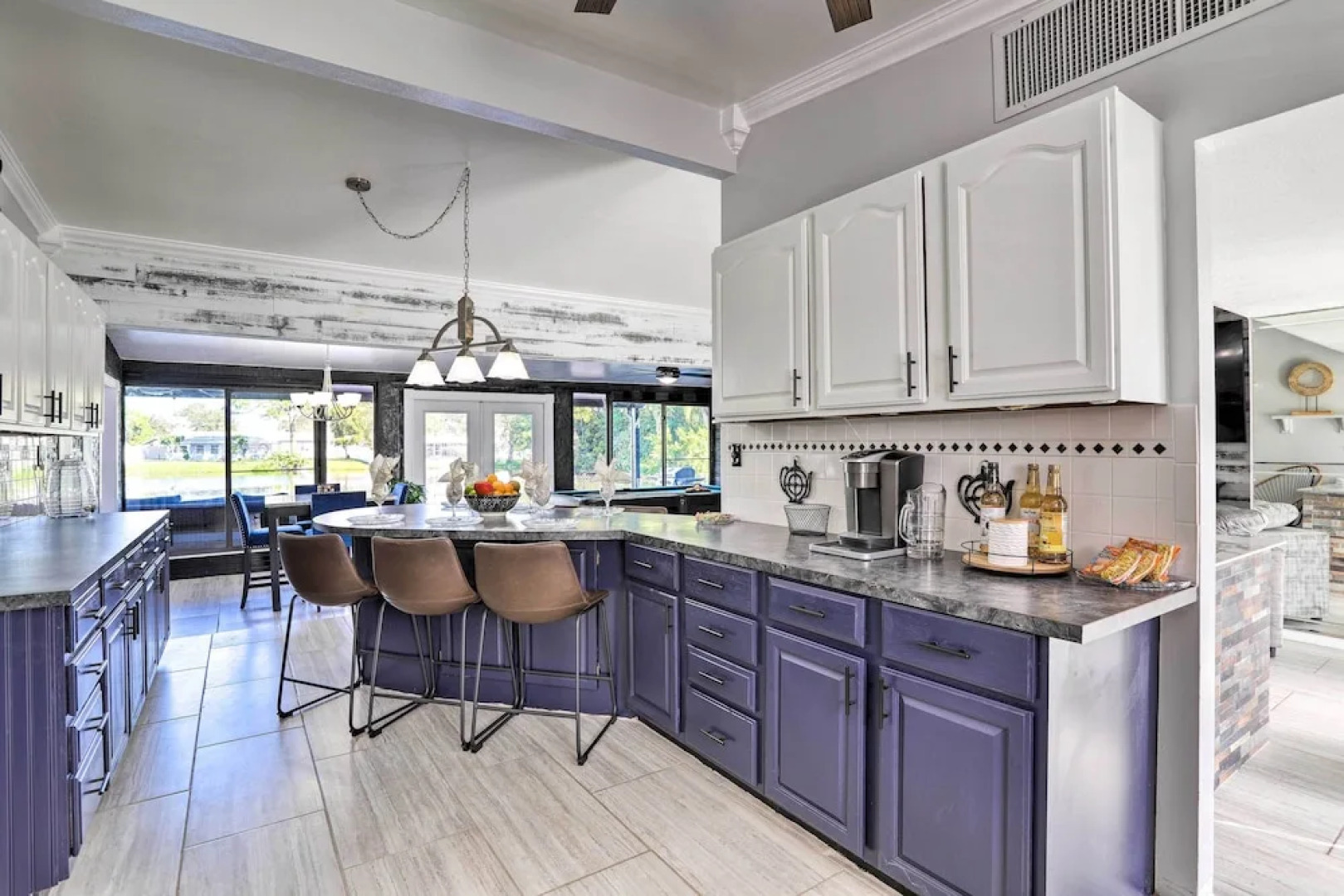 Modern Seminole Home w/ Patio, 3 Mi to Beach!