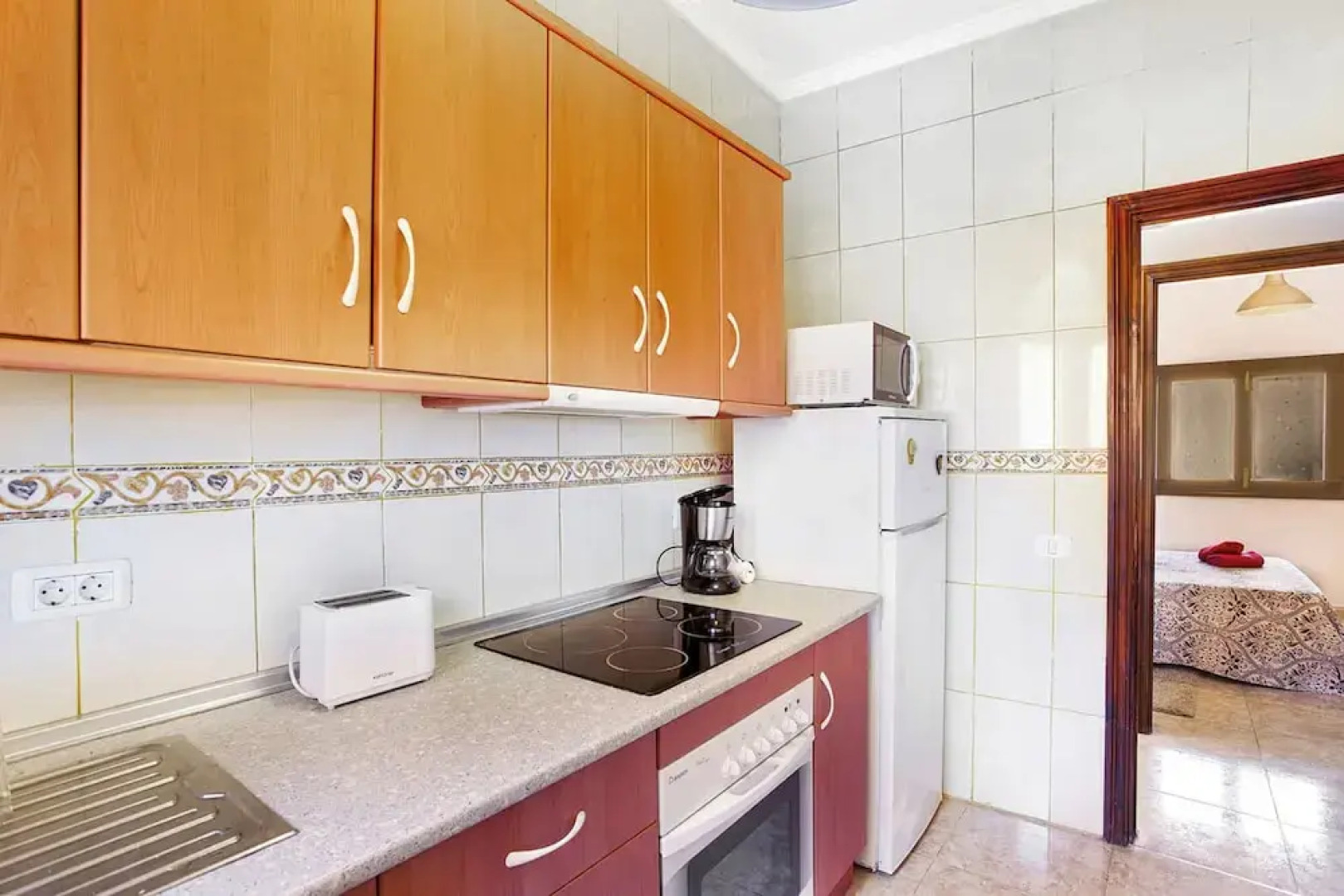 Seaside Bliss Villa in Fagajesto