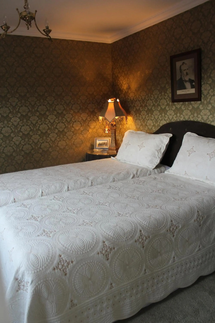 Theatre Royal Hotel Kumara