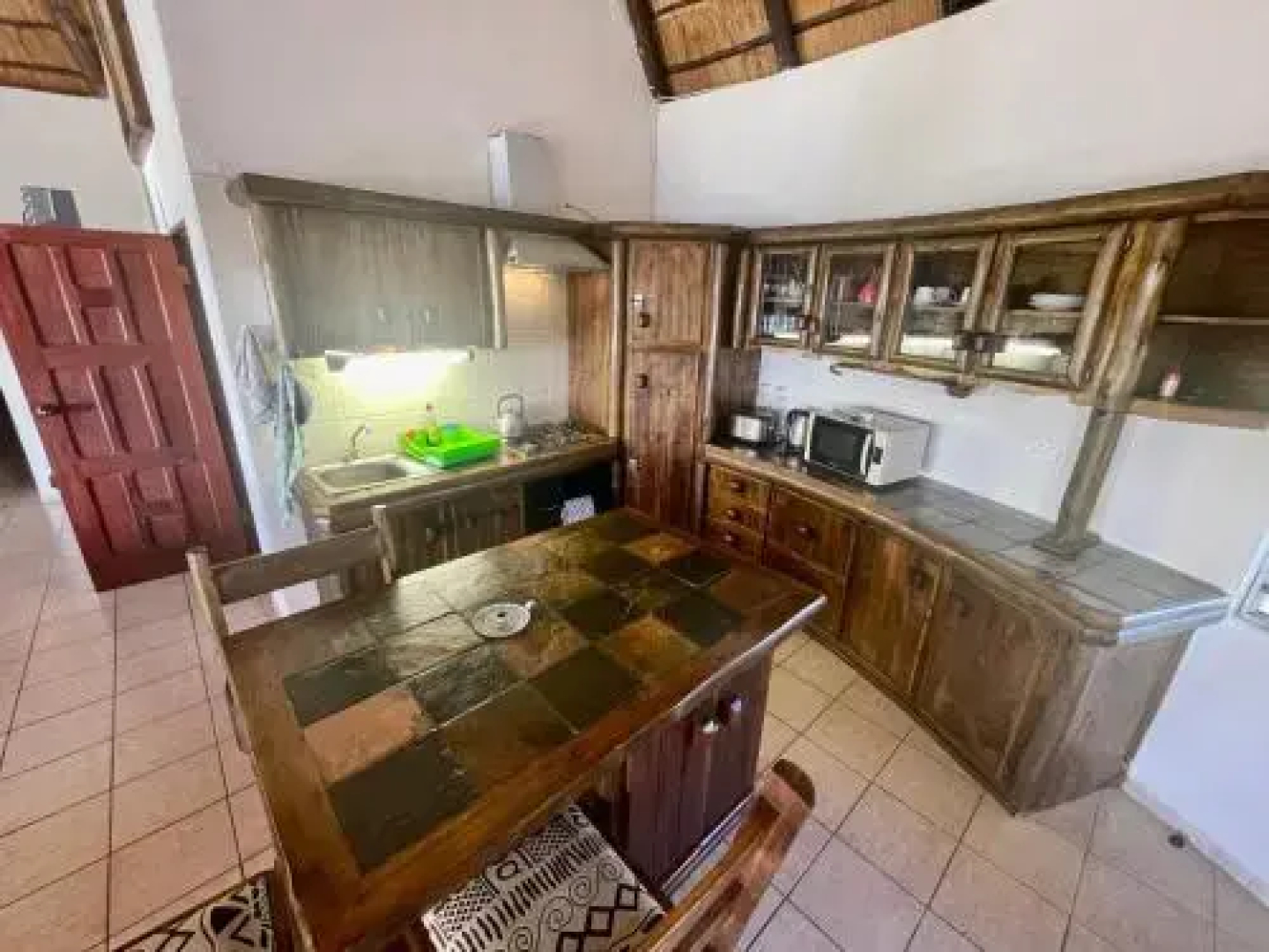Nhambavale Lodge