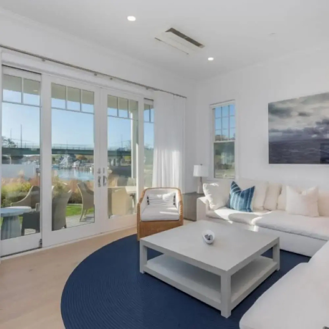 Canoe Place Waterfront Residences