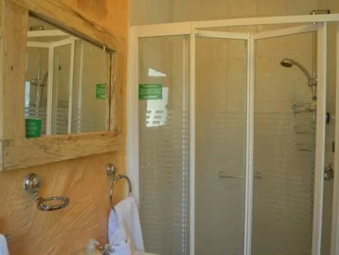 Lissyclearig Thatched Cottage