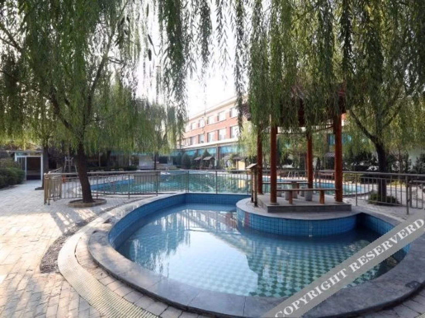 Jingdong No. 1 Hotspring Resort