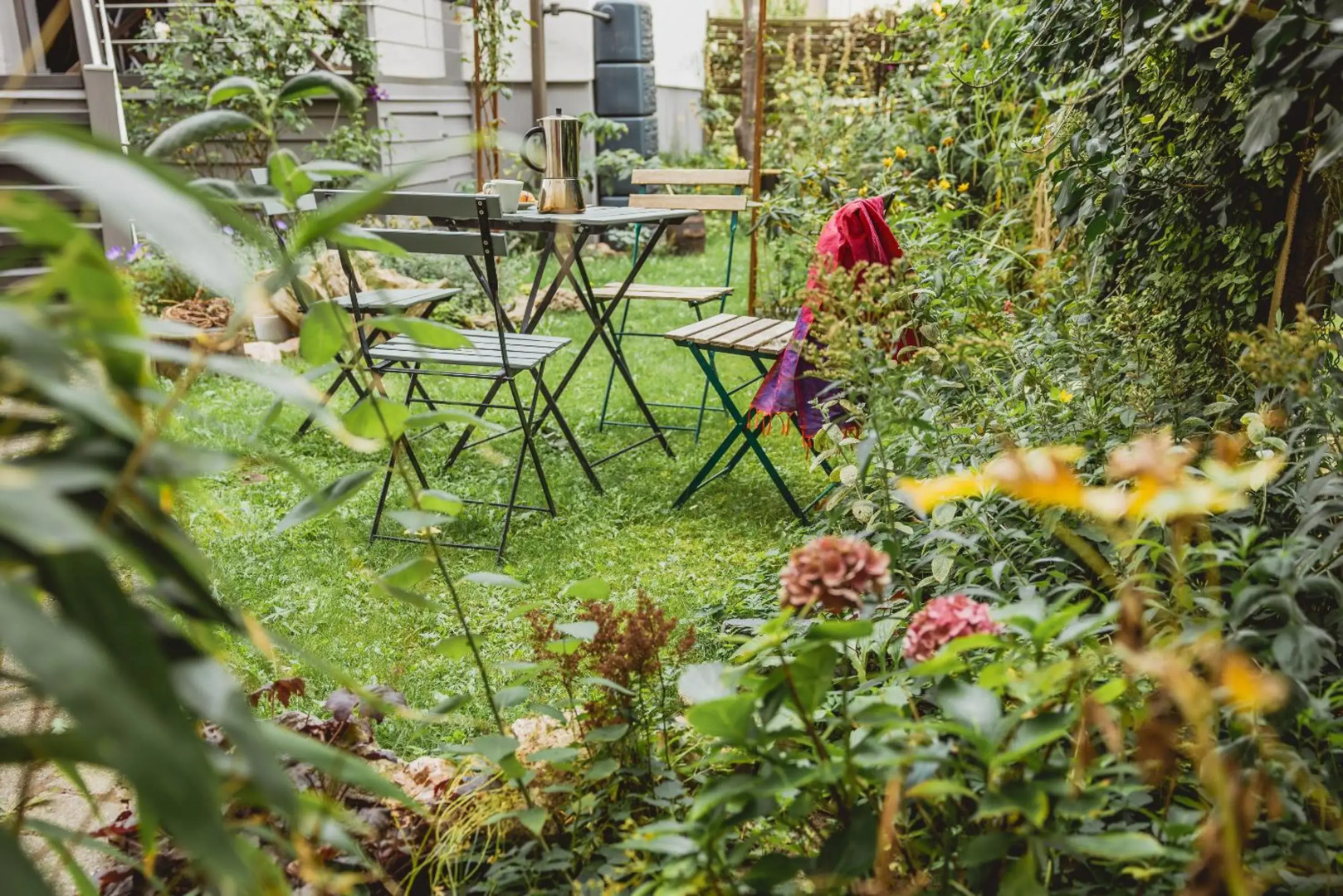 Charmante Altbau-Wohnung zwischen Altstadt und Klinikum mit Parkplatz