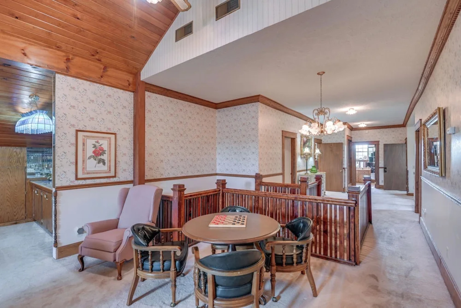 Walk to Lawrenceburg Square: Home for Large Groups