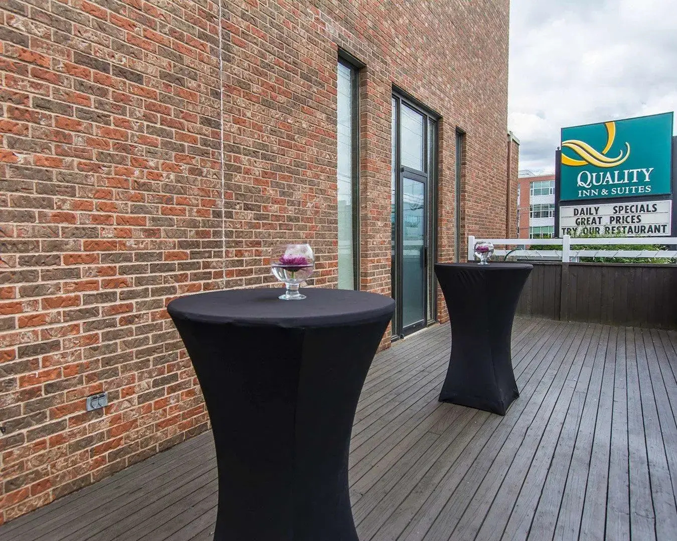 Quality Inn & Suites Downtown