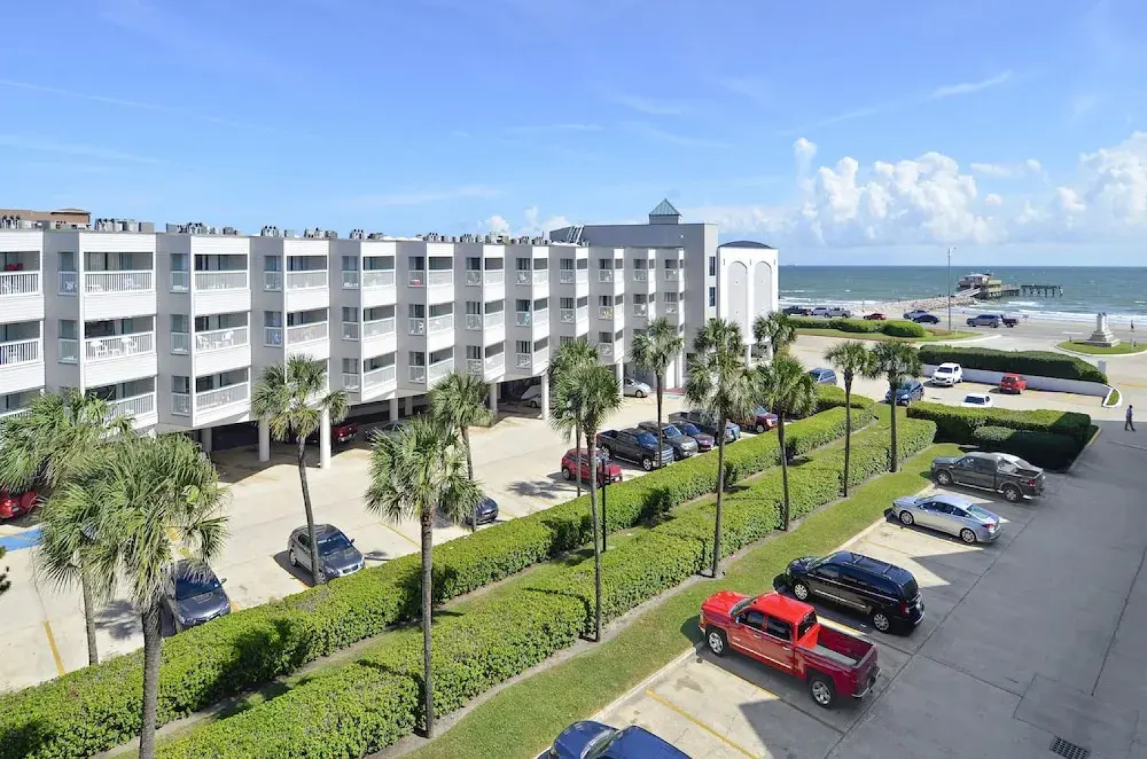 Neptune's Retreat by RedAwning